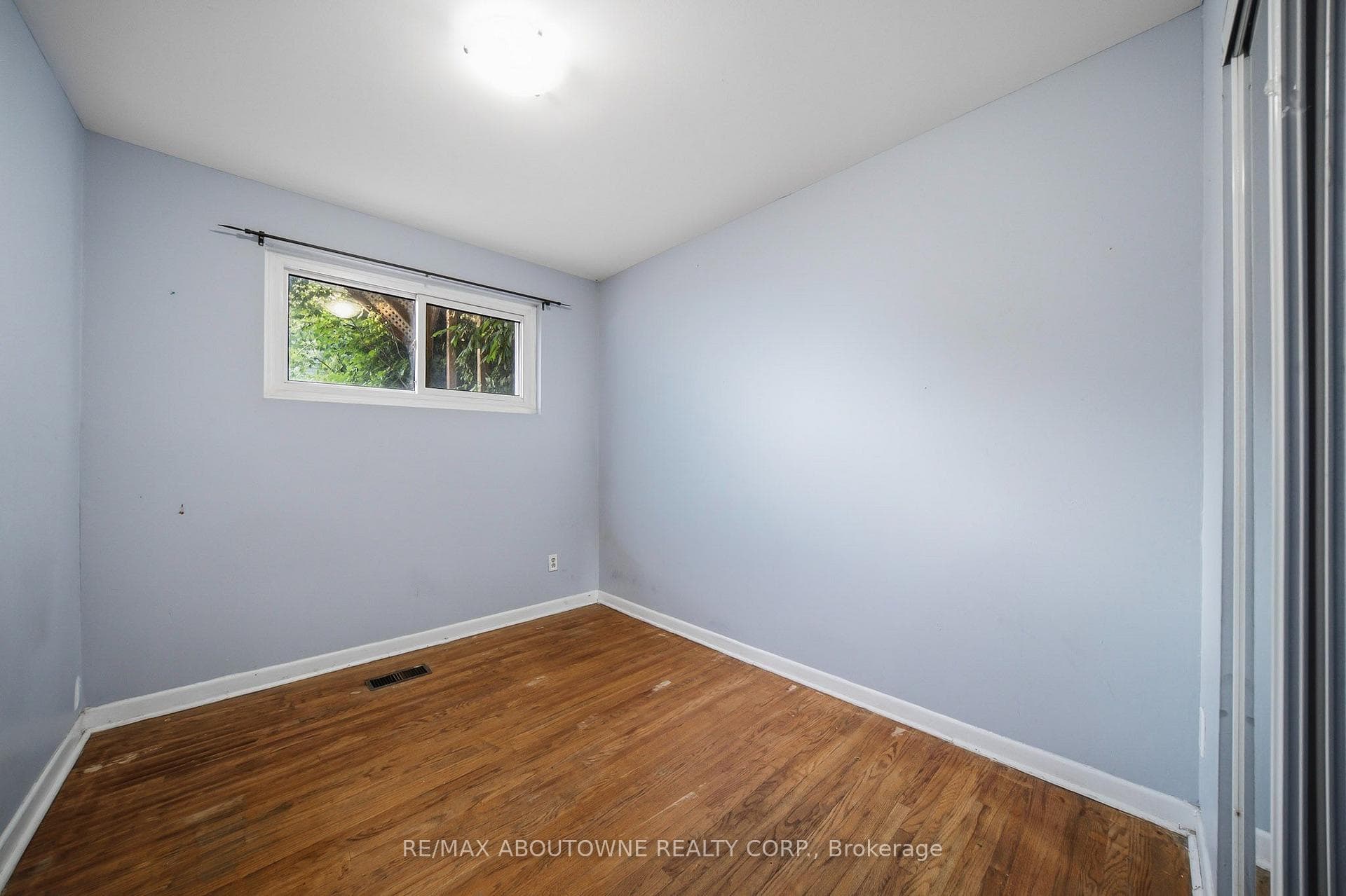 34 Seaborn Road photo 16