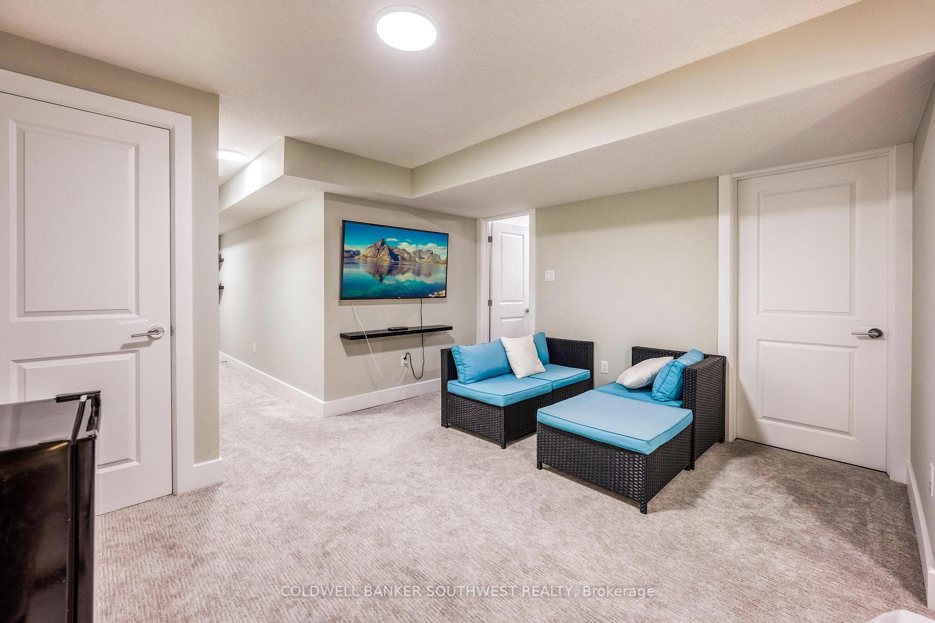 601 Lions Park Drive Unit 73 photo 9
