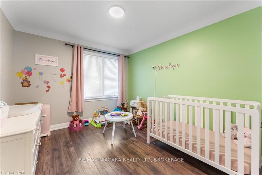 66 FOREST Avenue photo 18