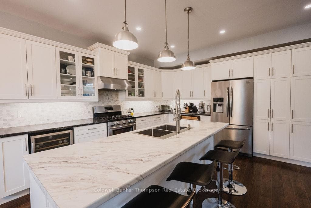 39 Riverside Avenue photo 15
