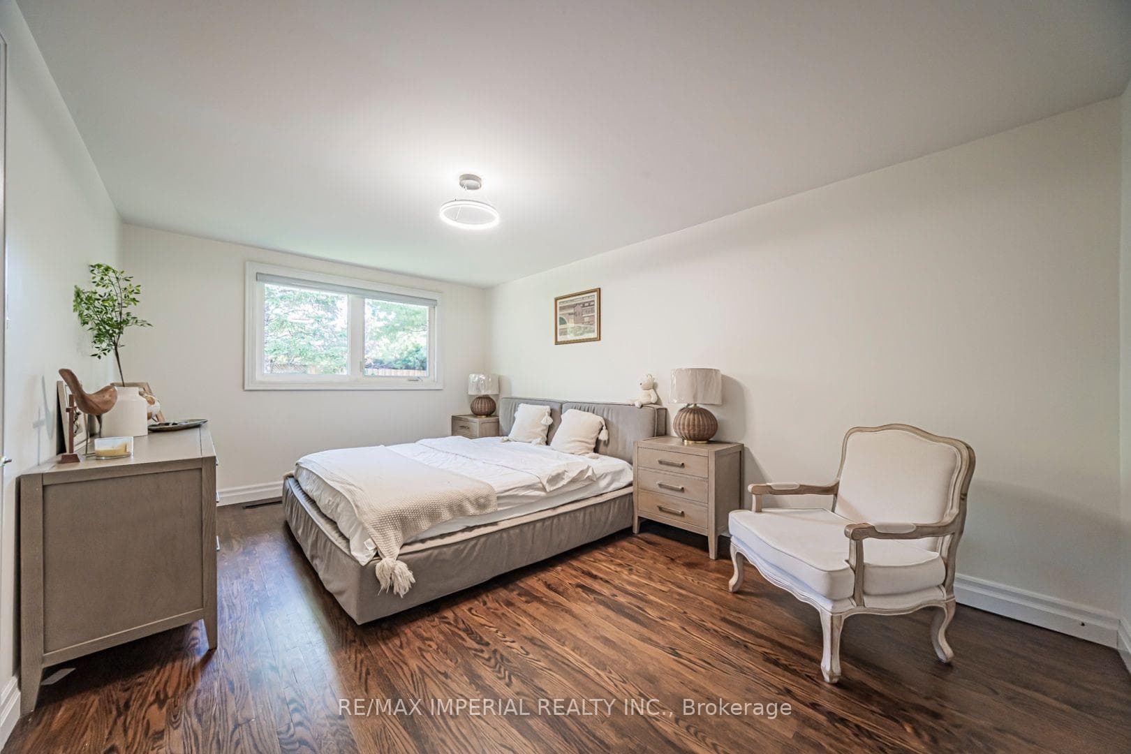 4 Quincy Crescent photo 25