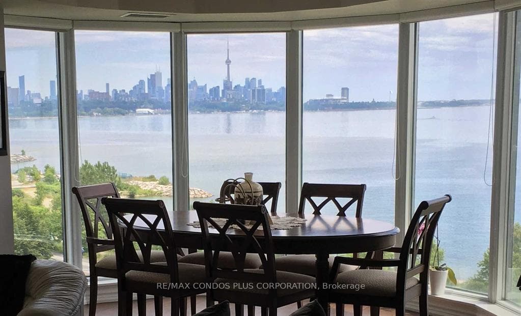 2111 Lake Shore Boulevard Unit 814 photo 5