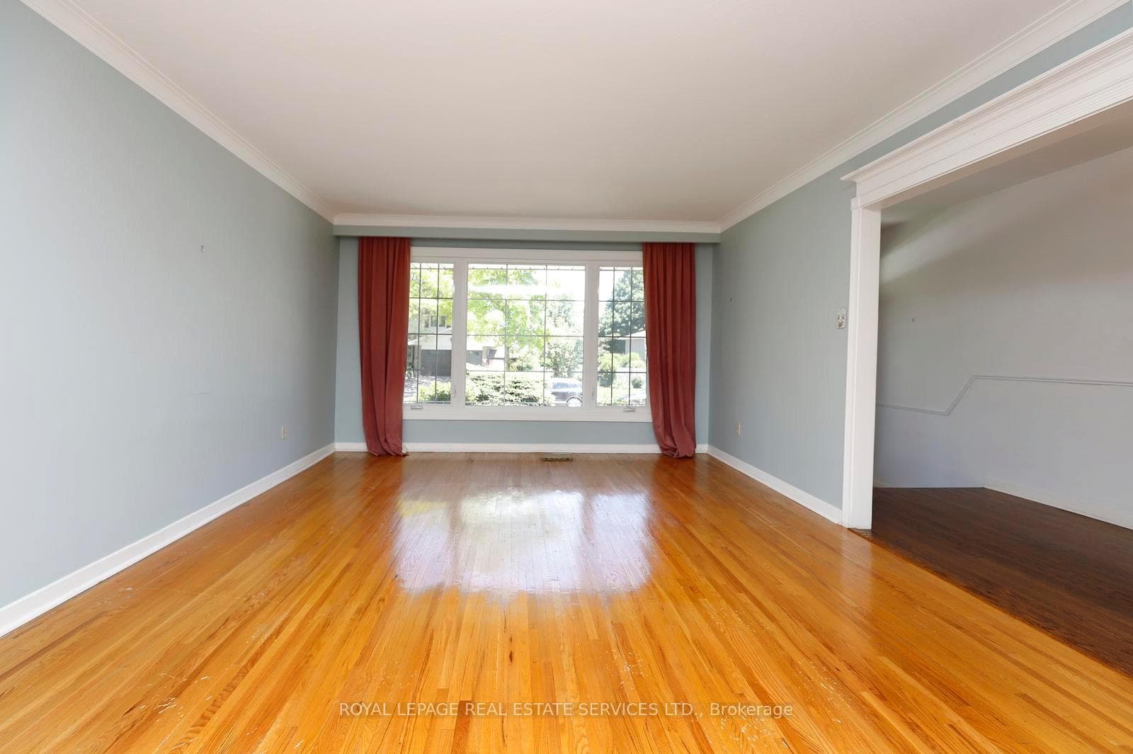 1492 Hillgrove Road photo 9