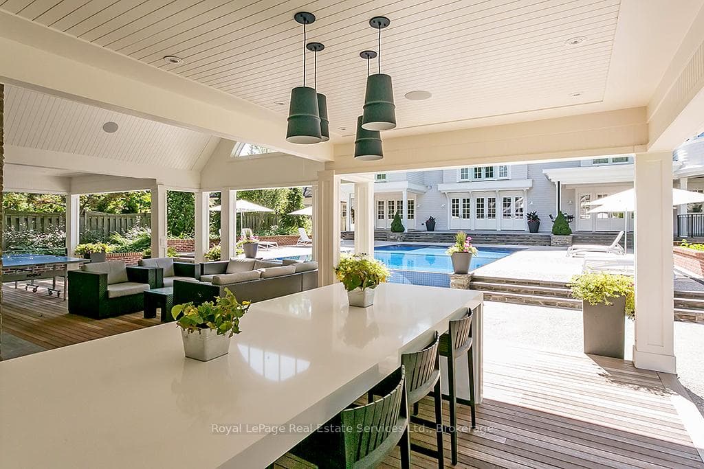 27 PARK Avenue photo 44
