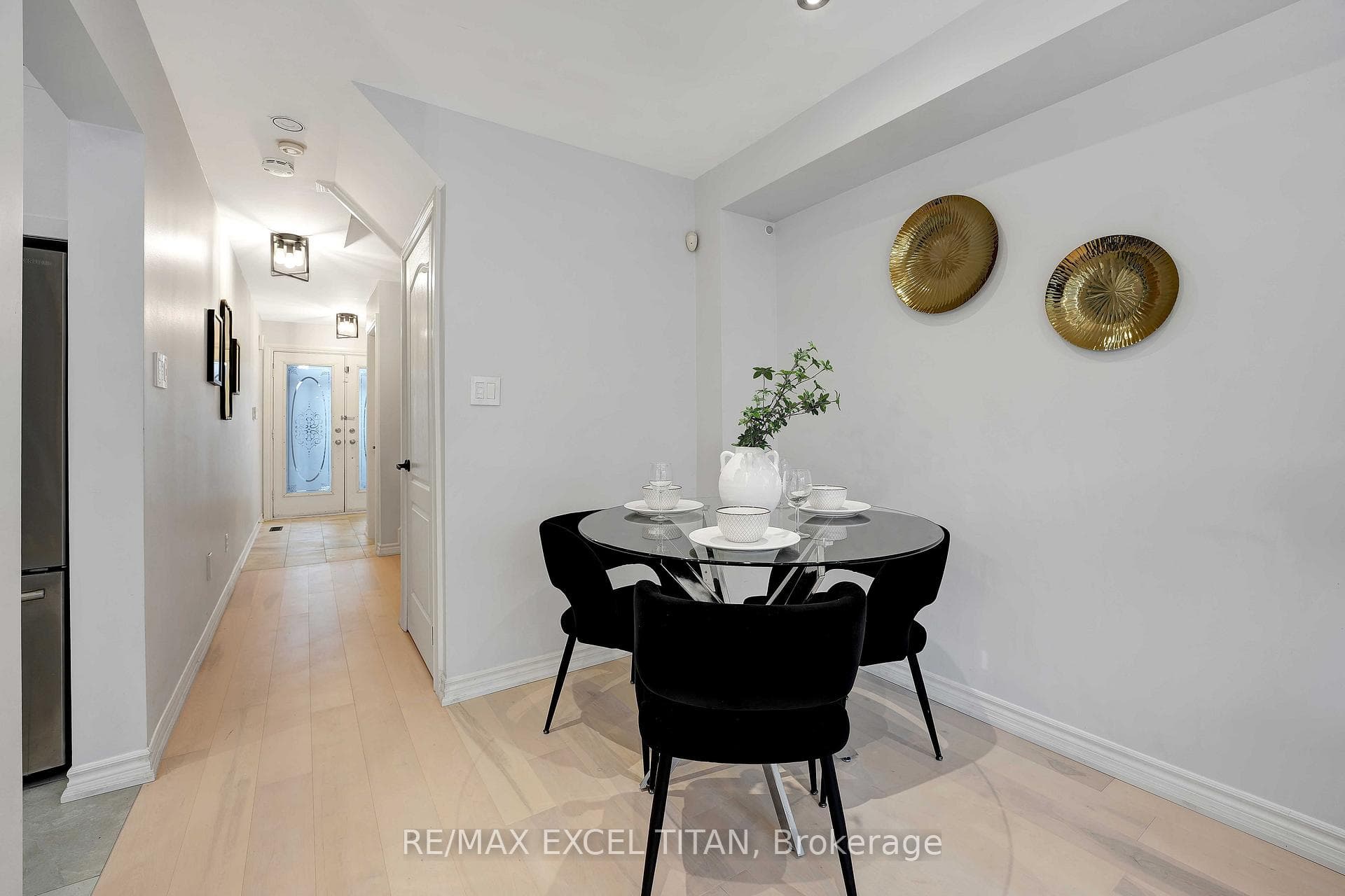 74 Giancola Crescent photo 8
