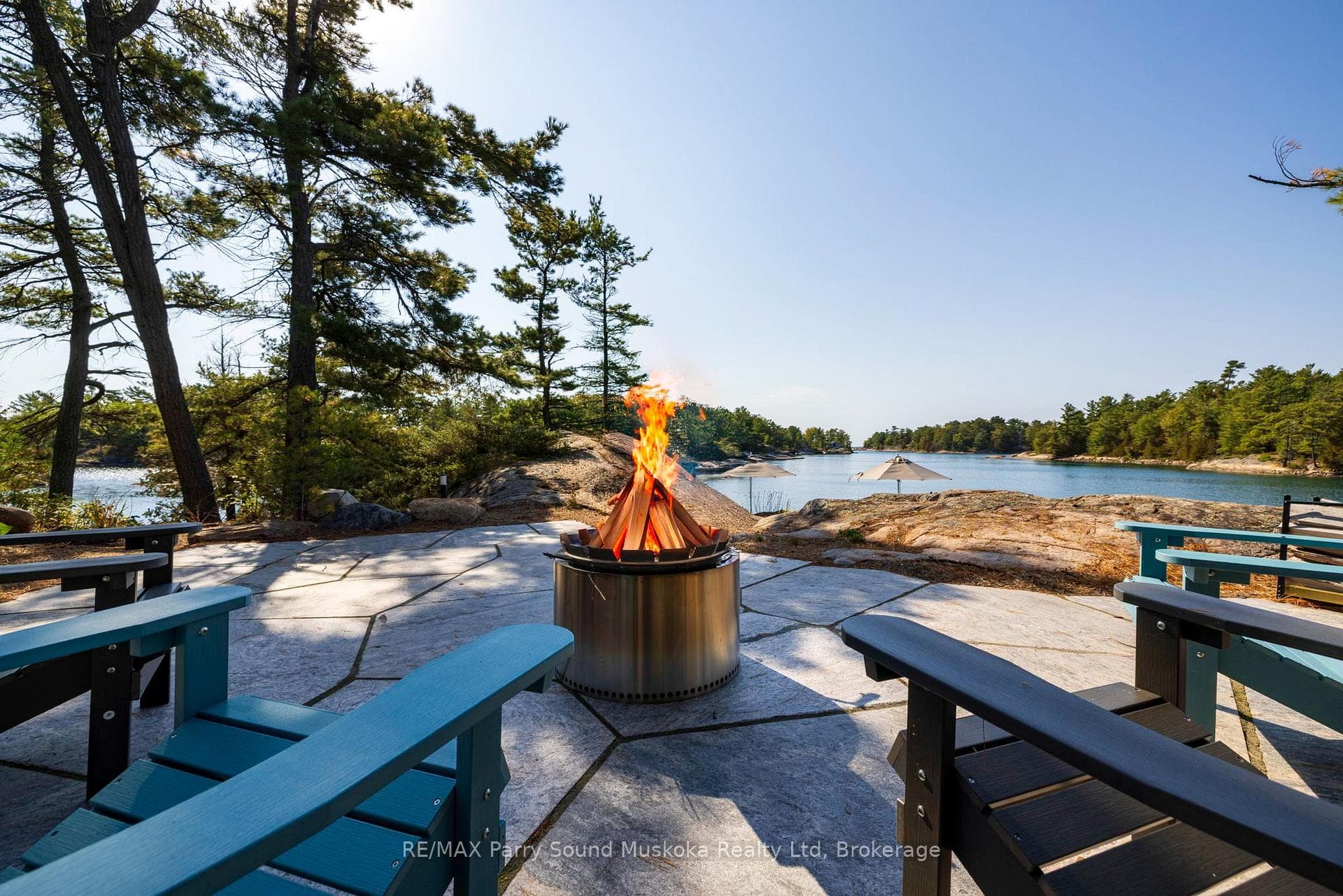 2 A258 (Blueberry Point) Island photo 4