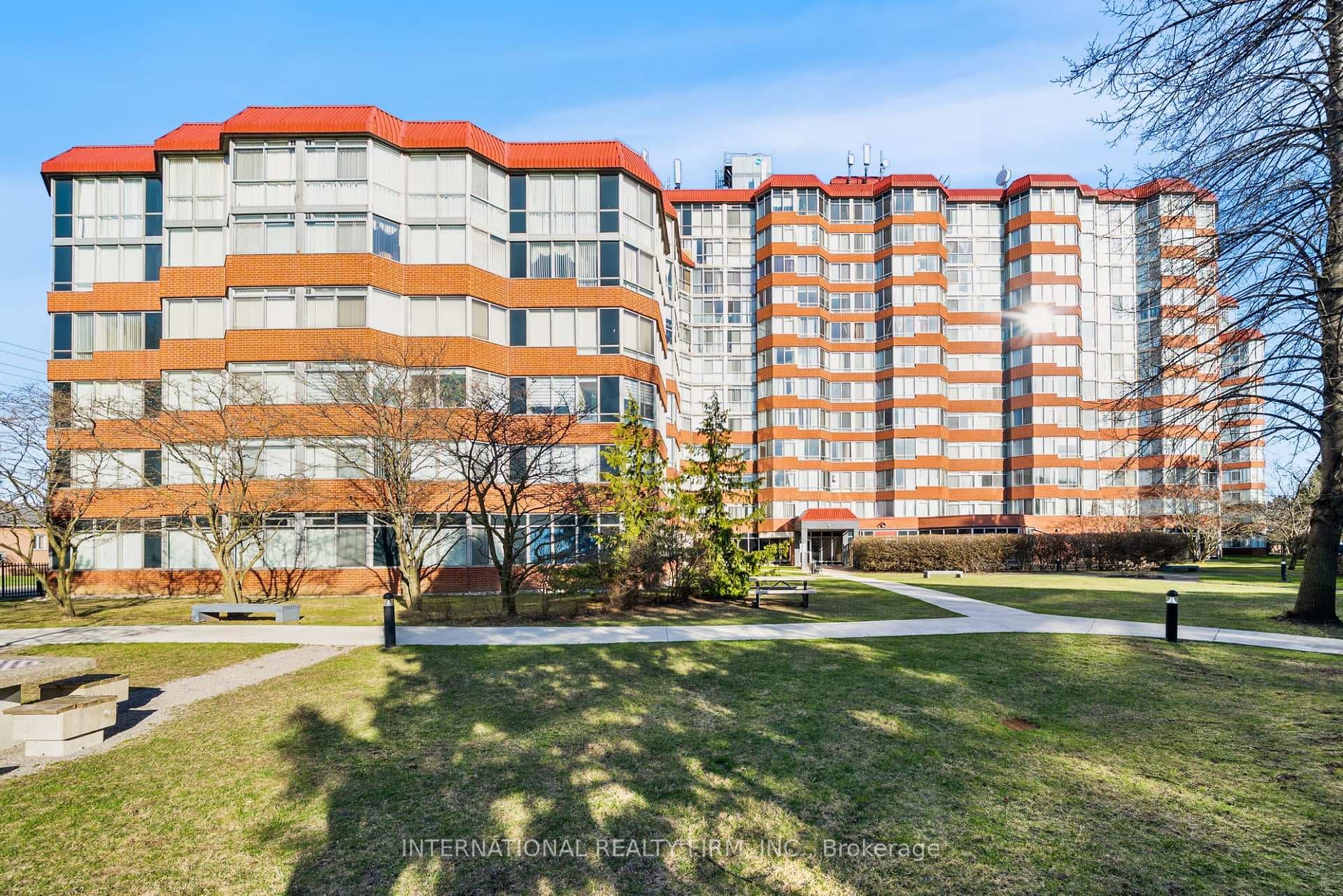 11753 Sheppard Avenue Unit 1020 photo 5