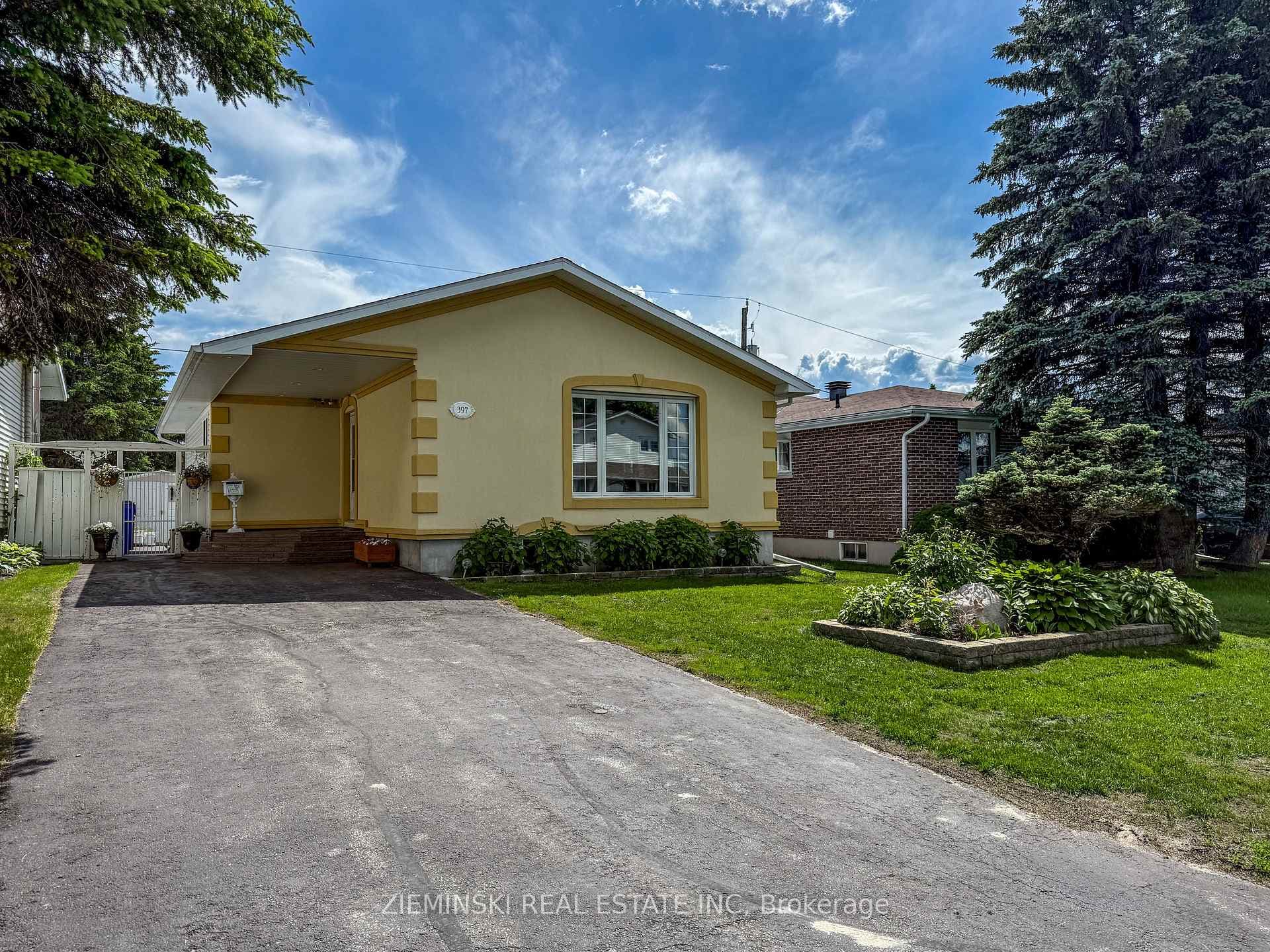 397 Morandin Avenue photo 1