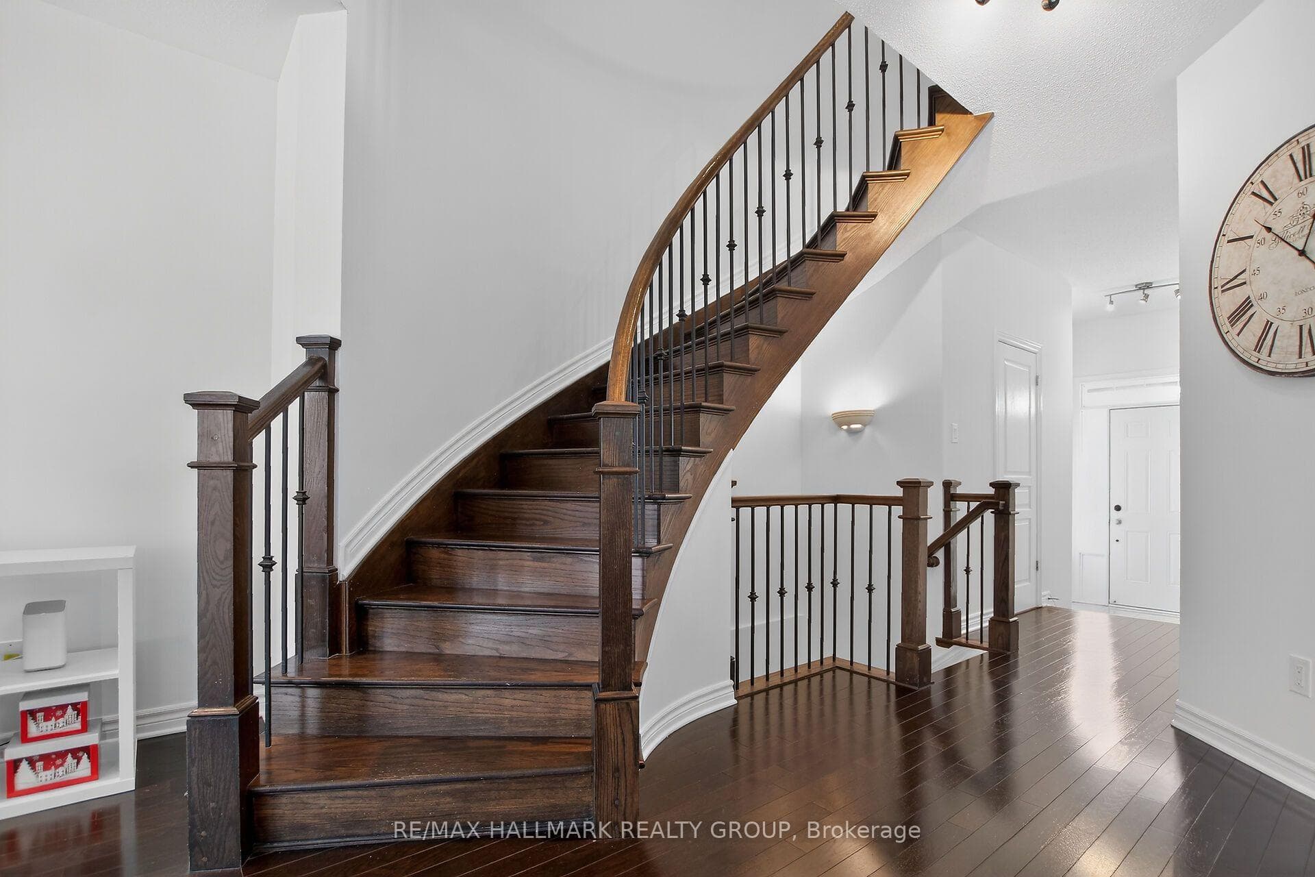 450 Sultan Street photo 21