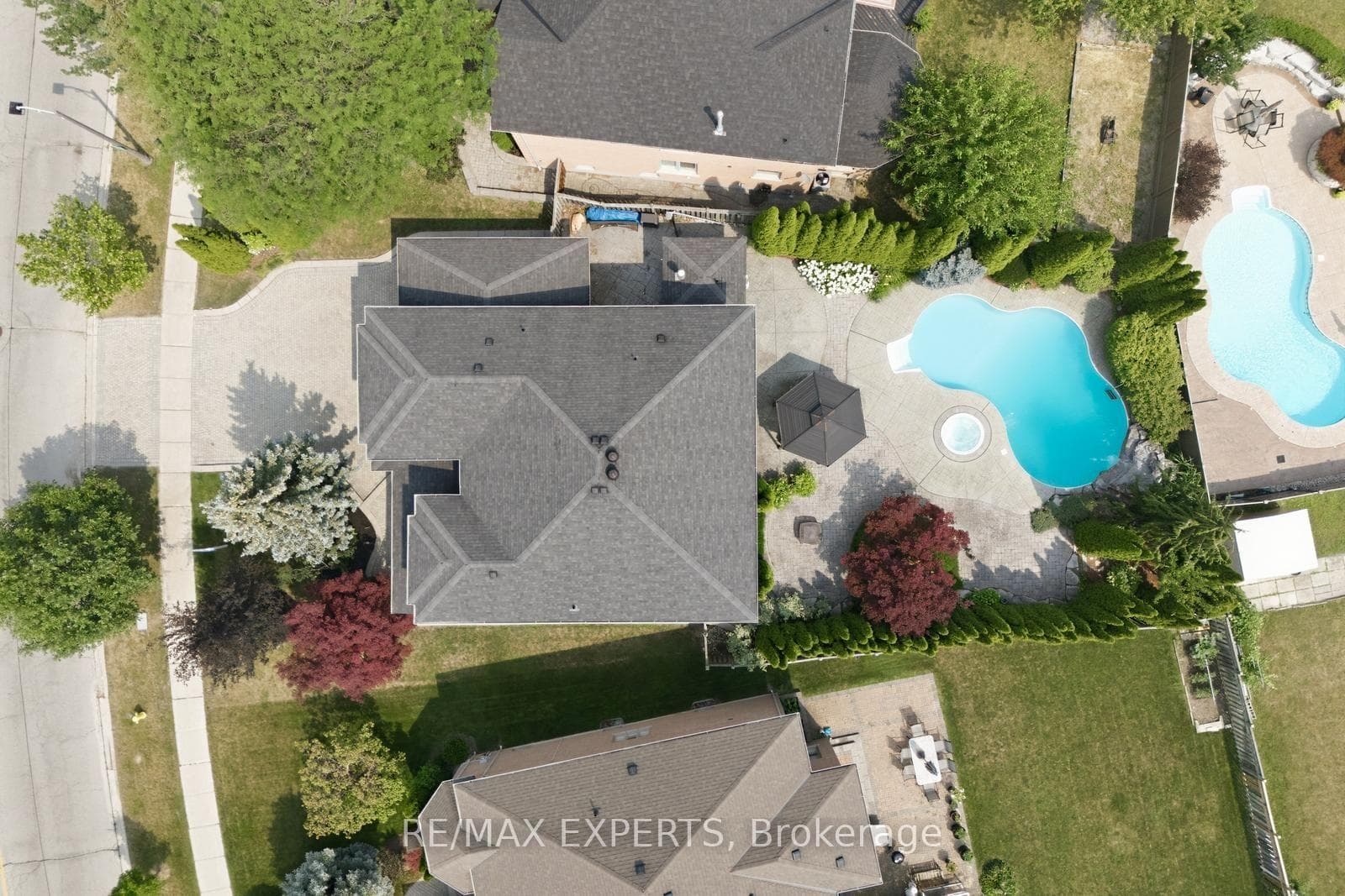 215 Velmar Drive photo 45