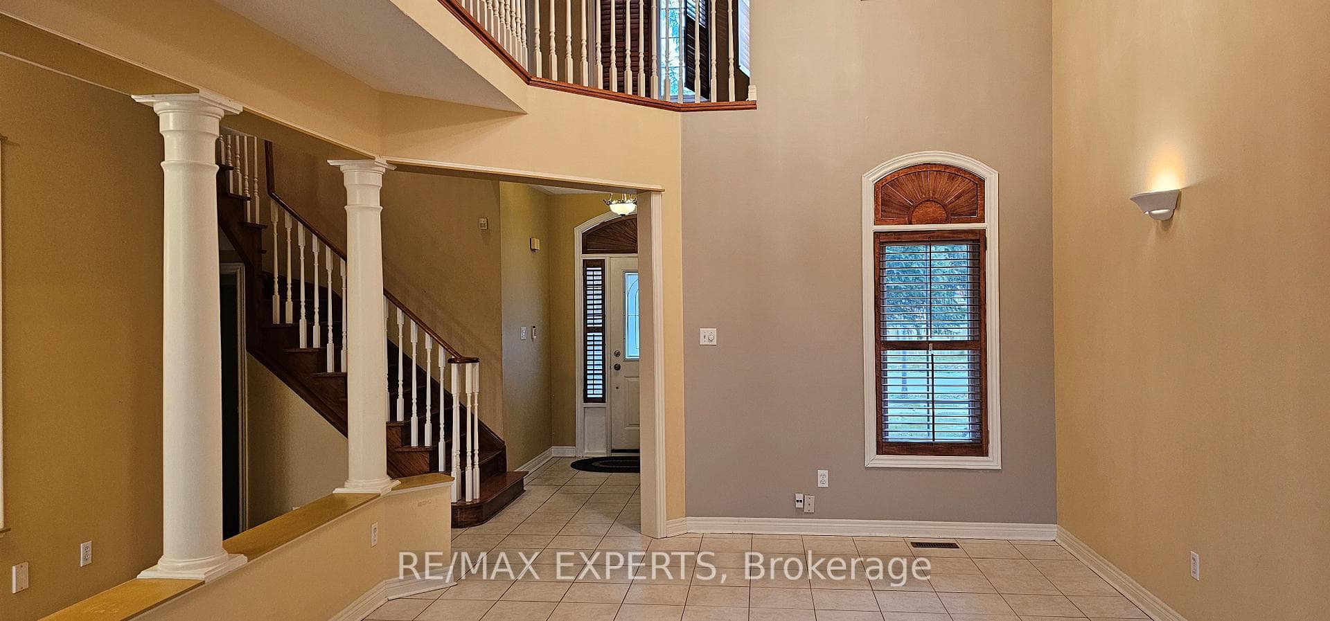 221 Matthew Drive photo 5