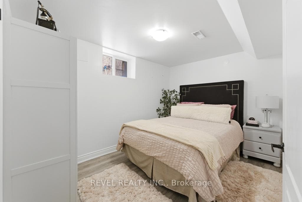 44 Jefferson Avenue photo 22