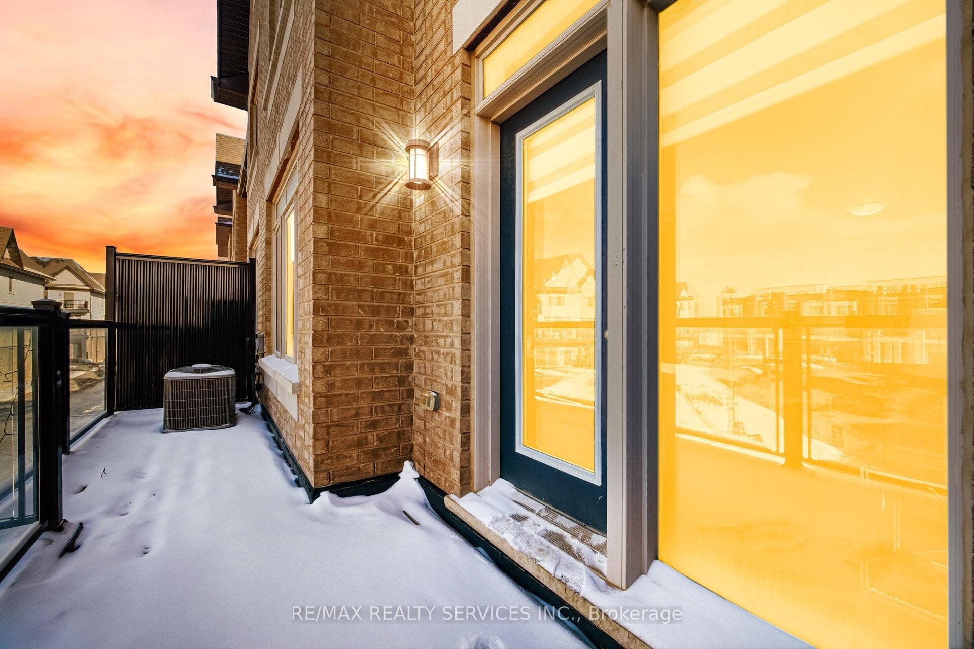 25 Tiveron Avenue photo 16