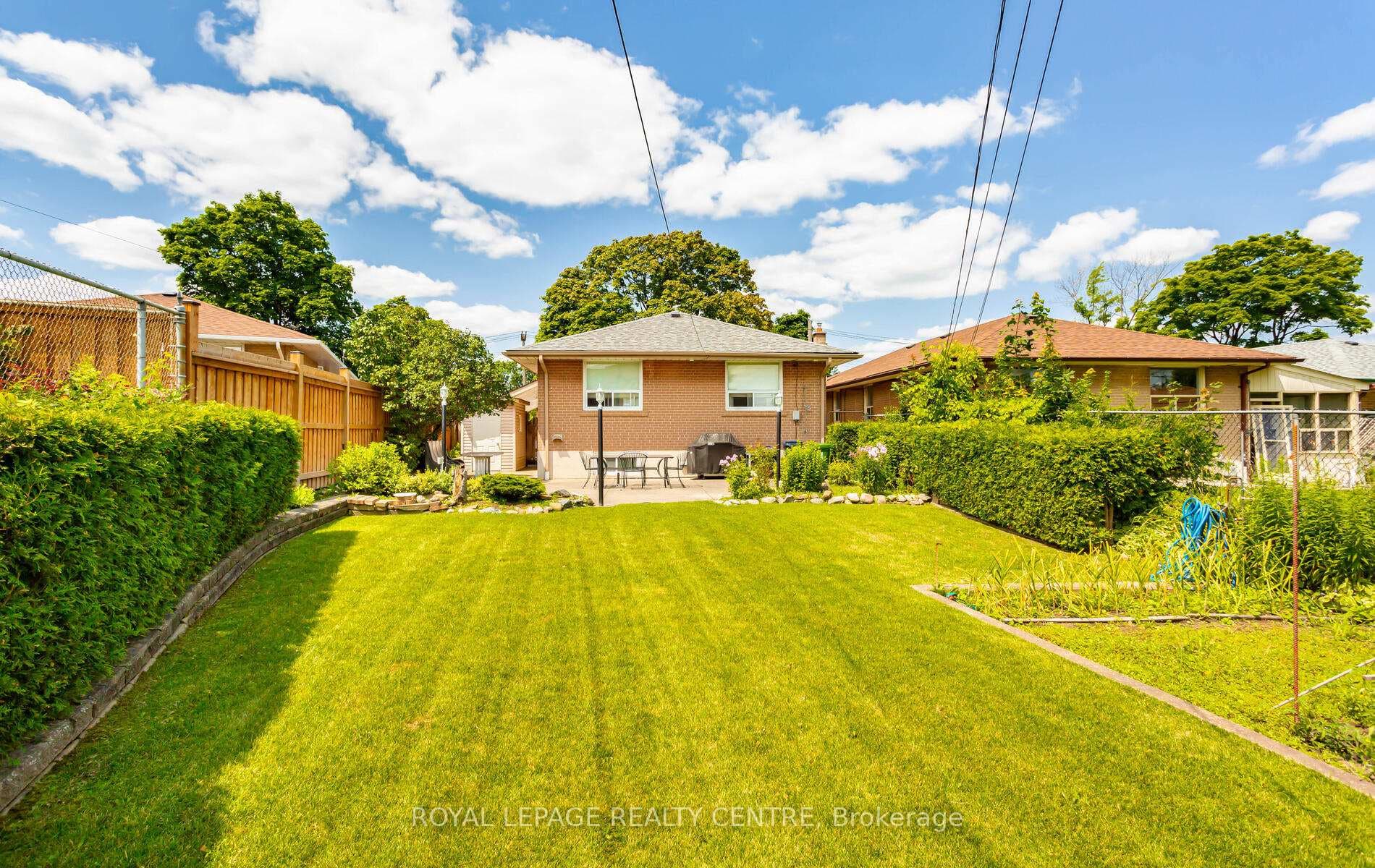 61 Jeffcoat Drive photo 38