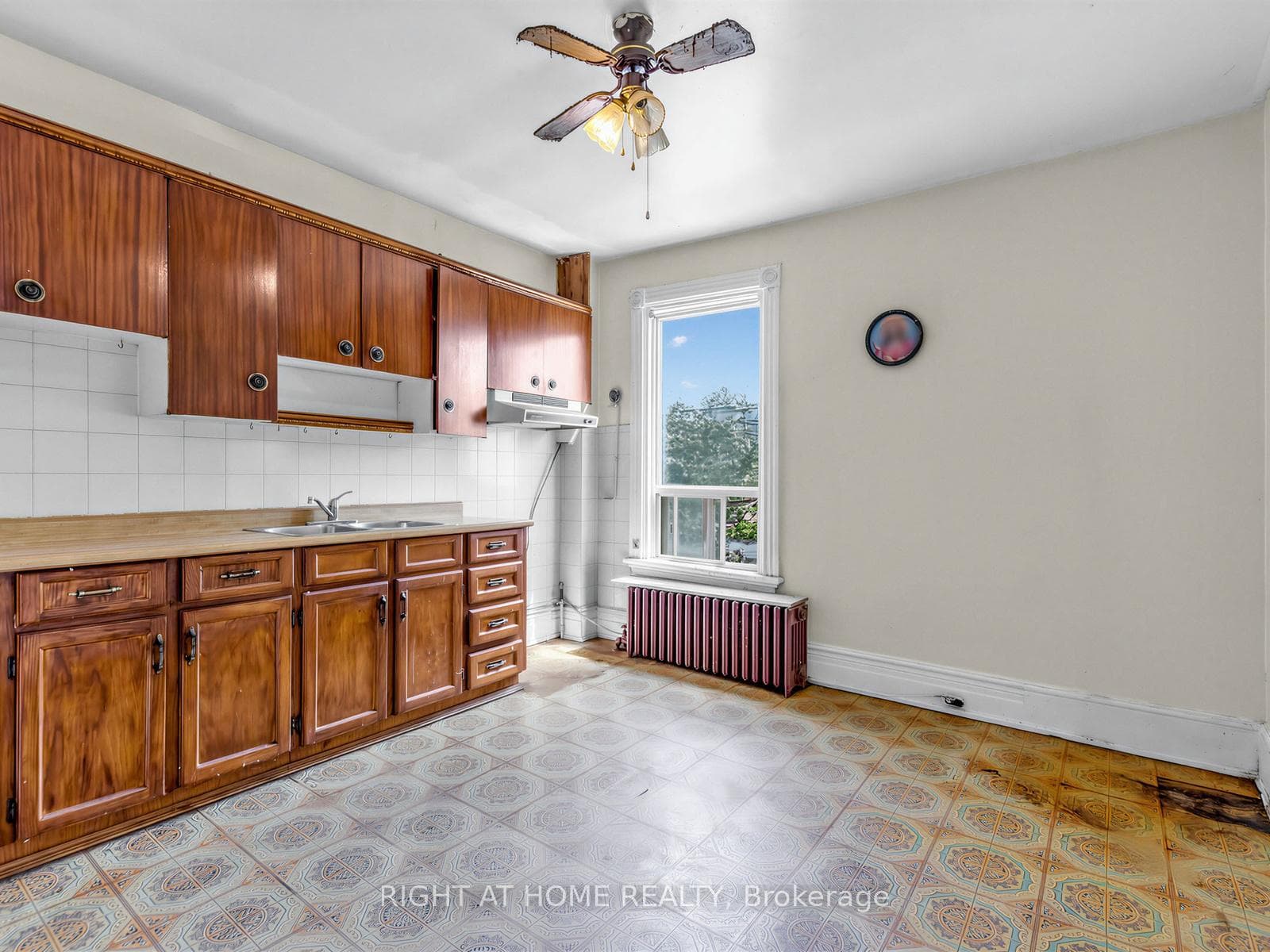 91 Borden Street photo 22