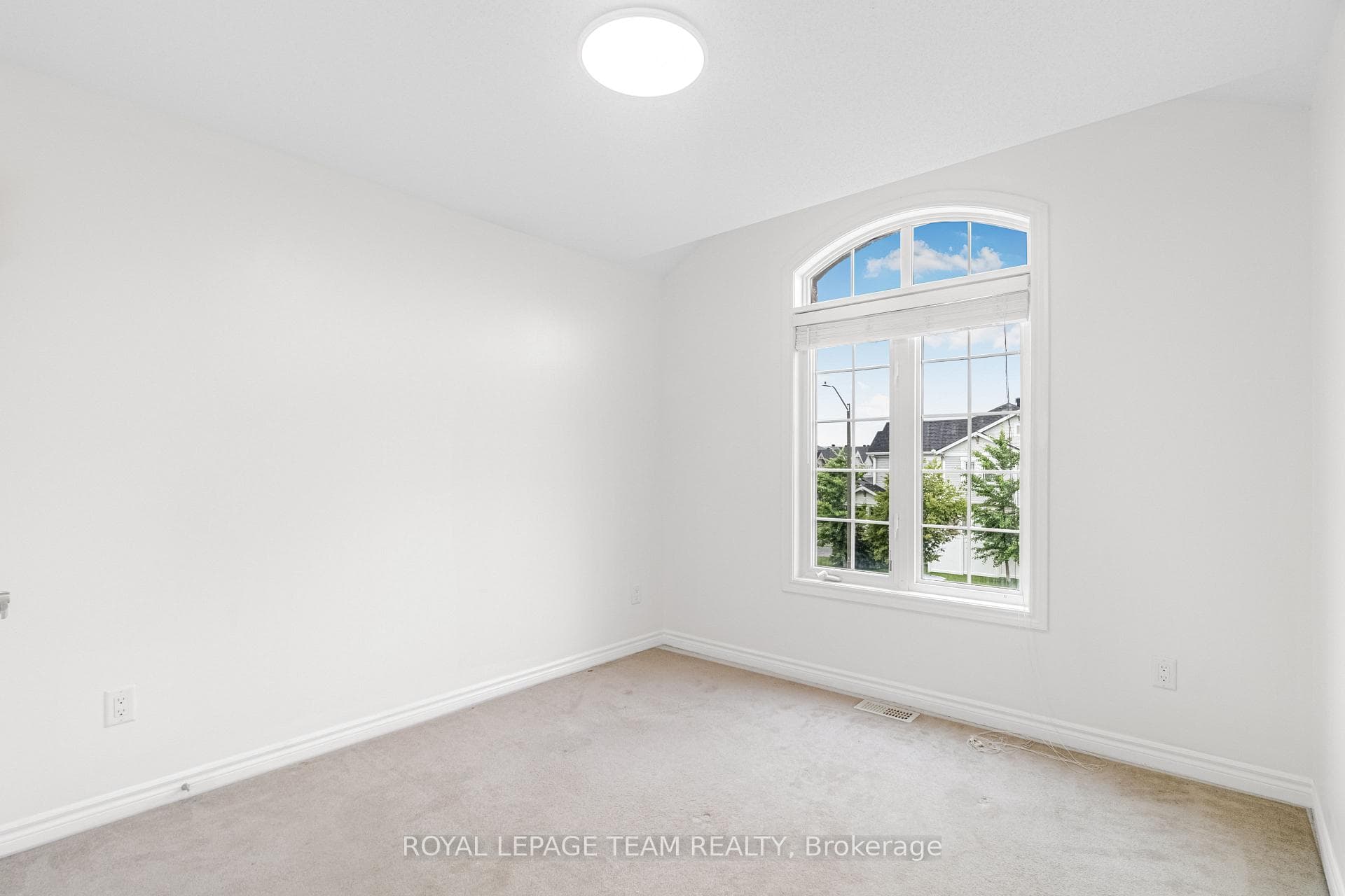 57 CROWNRIDGE Drive photo 27