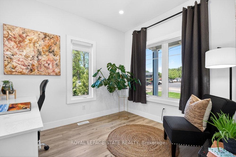 4286 Victoria Avenue photo 17