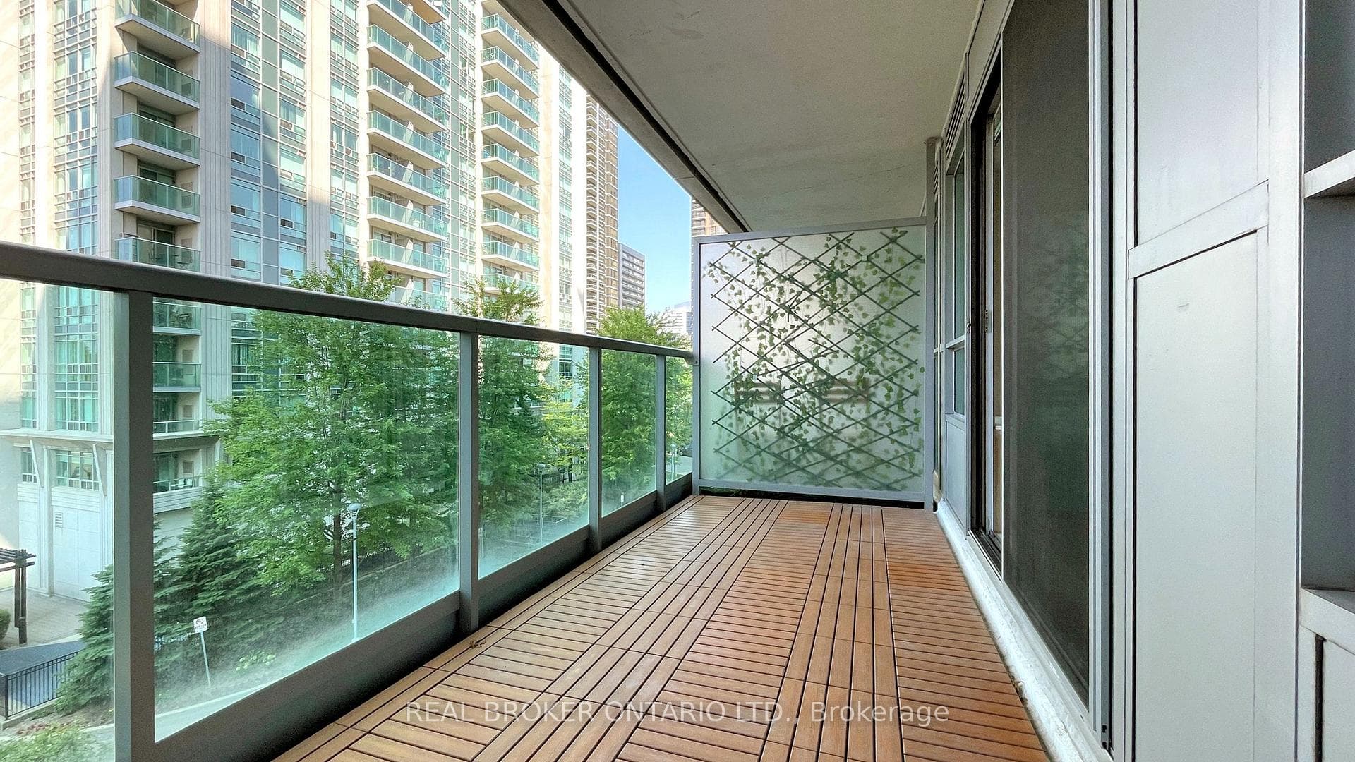 17 Anndale Drive Unit 301 photo 23