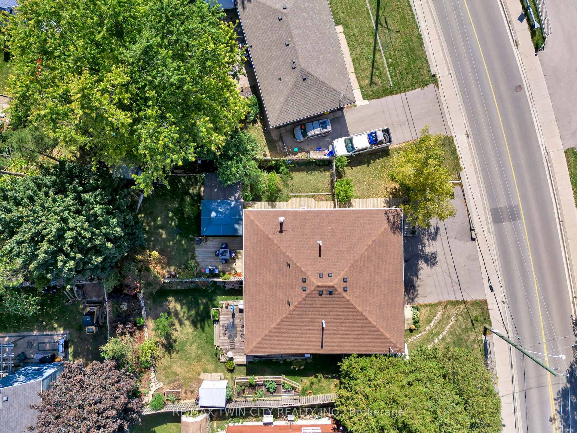 1259 Swan Street photo 35