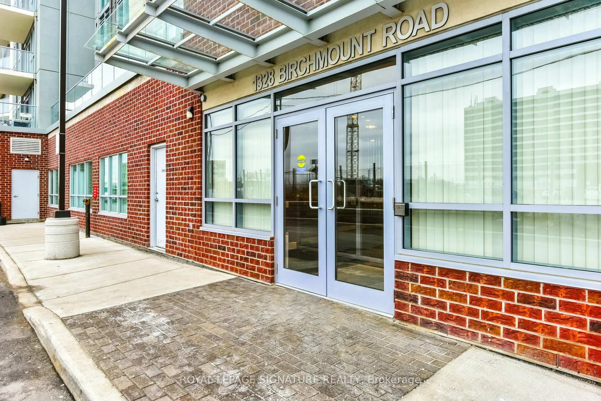 1328 Birchmount Road Unit PH01 photo 3