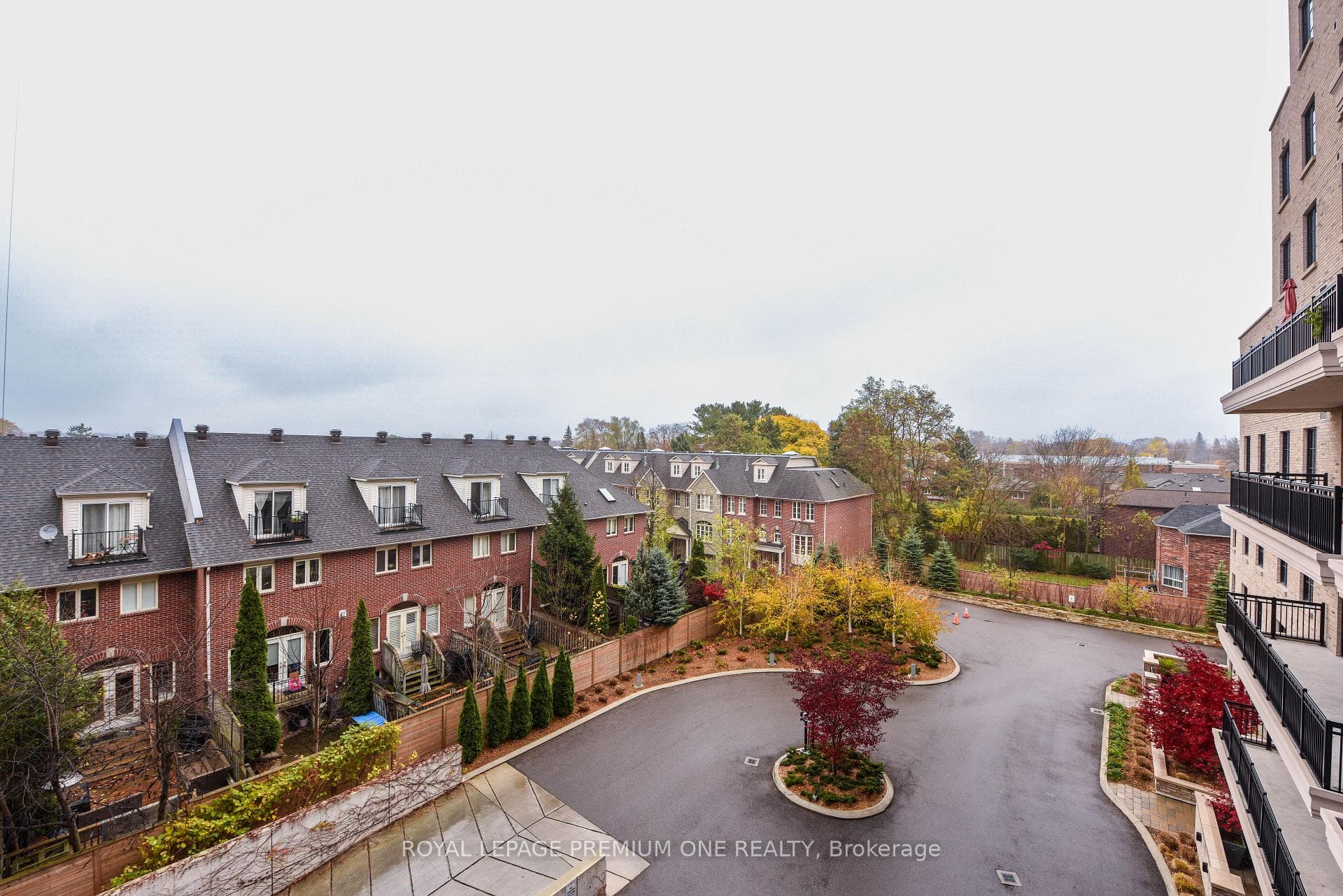 571 Prince Edward Drive Unit 304 photo 9