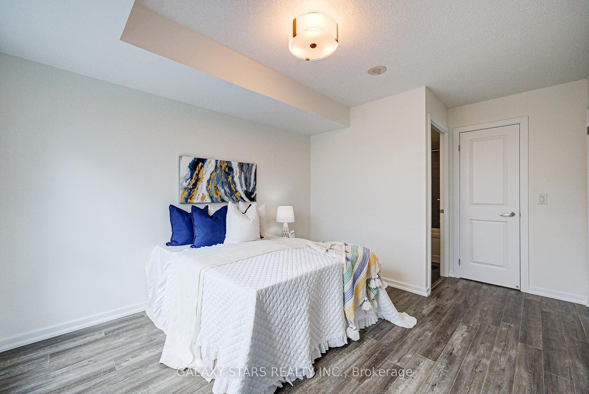 1235 Bayly Street Unit 1012 photo 21