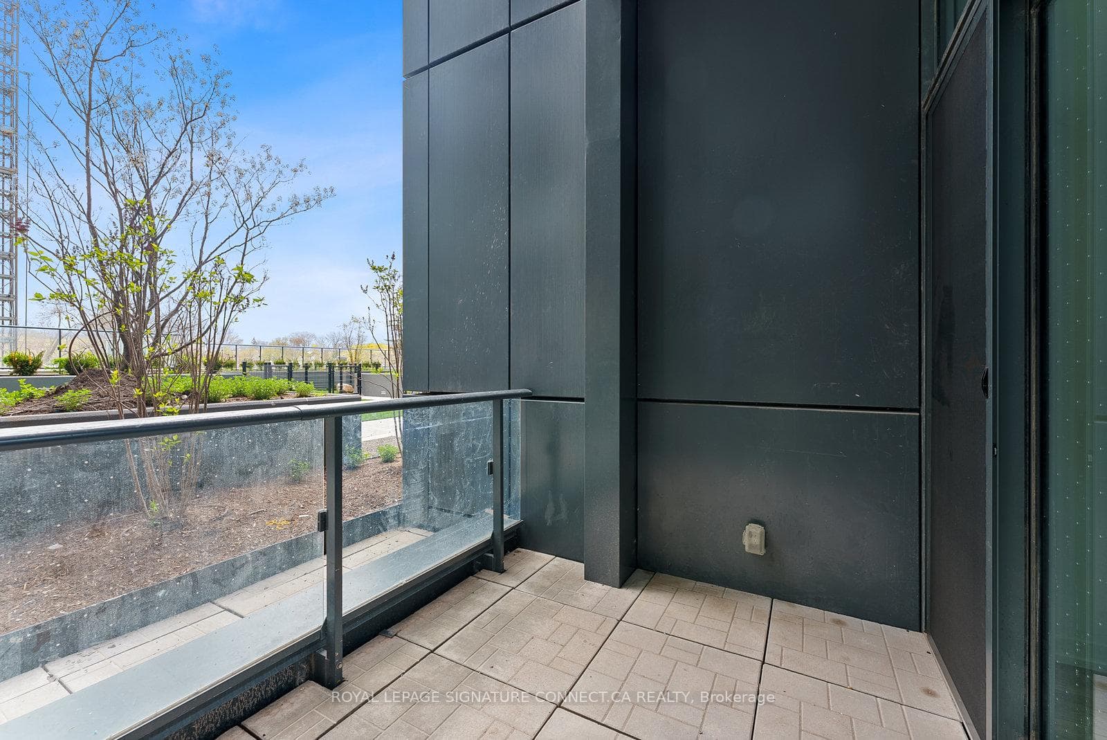 2020 Bathurst Street Unit 202 photo 28