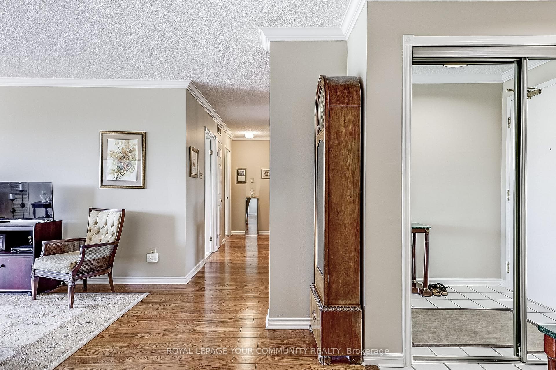 14924 Yonge Street Unit 604 photo 8