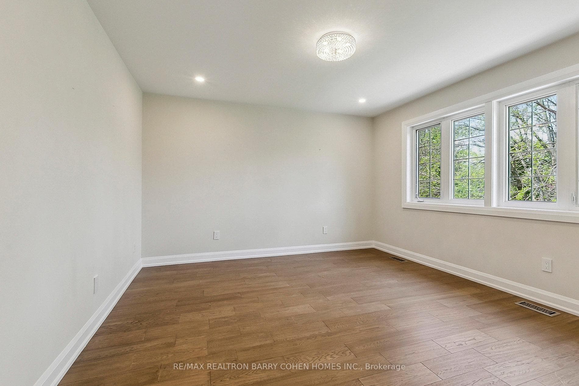 168 Haddington Avenue photo 13