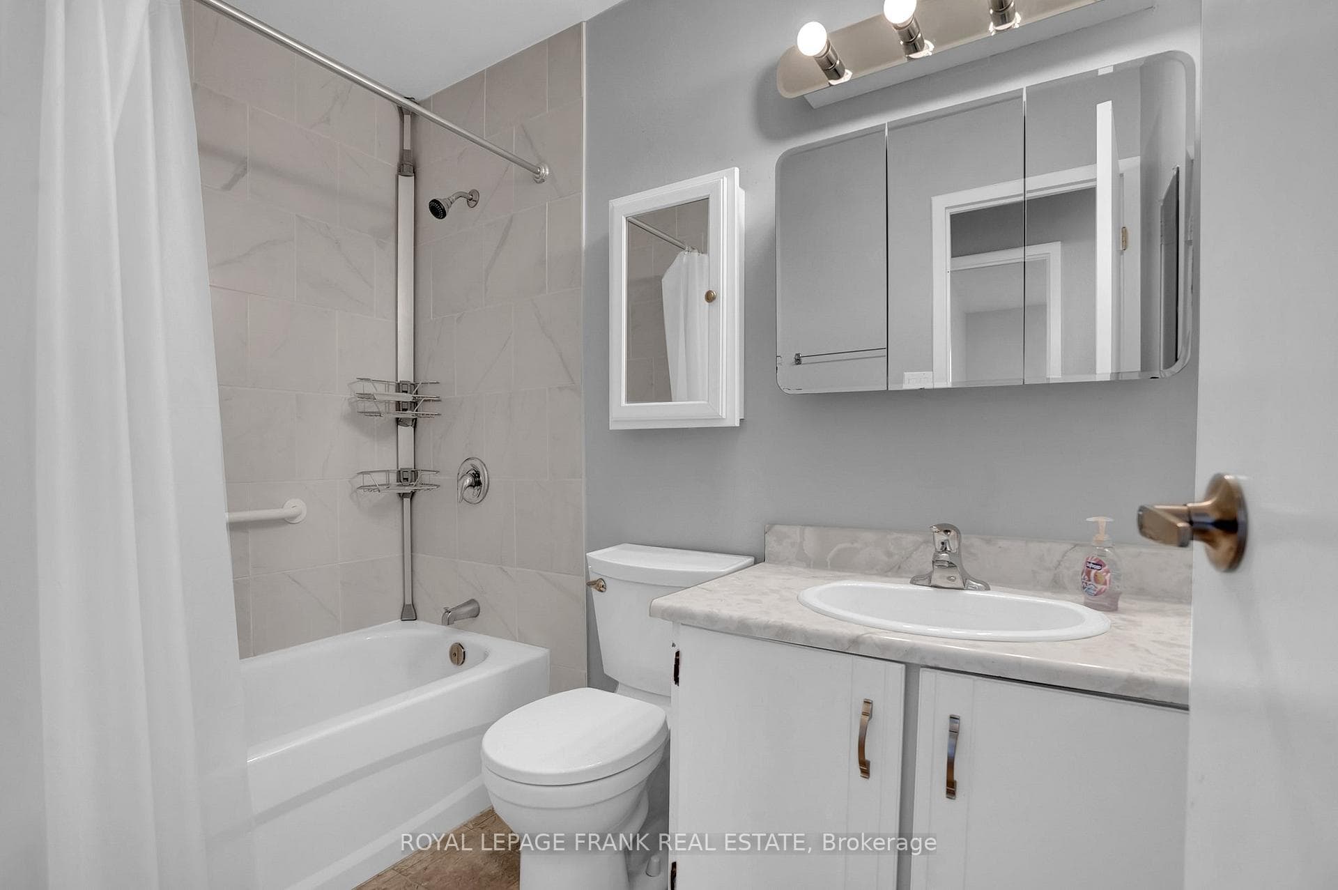 131 Taunton Road Unit 505 photo 17