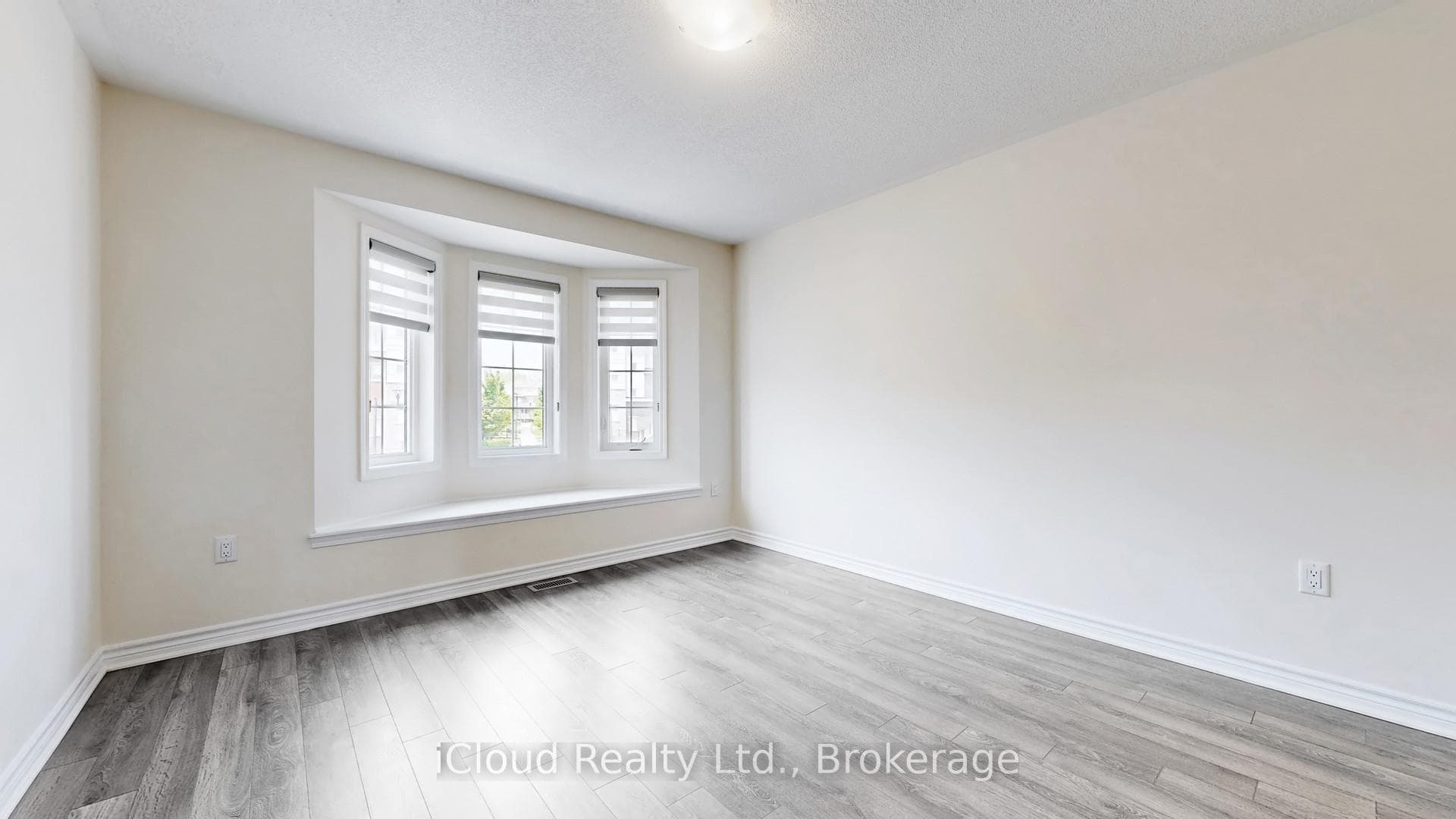 1145 Dragonfly Avenue photo 31