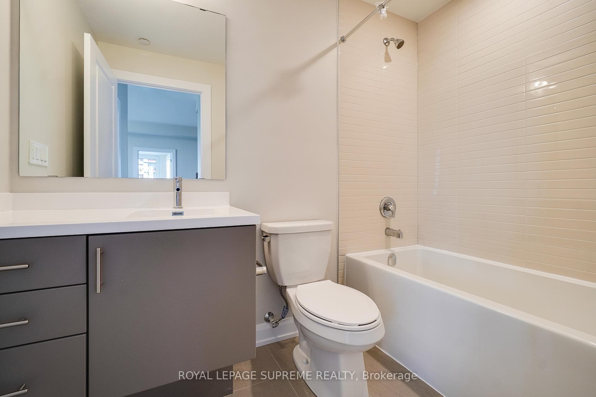 3200 William Coltson Avenue Unit 1306 photo 22