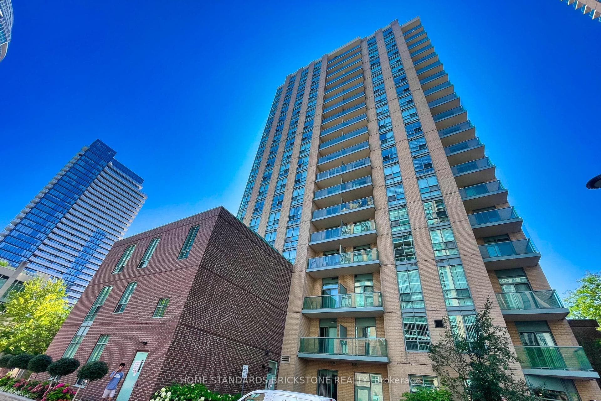 20 Olive Avenue Unit Ph09 photo 1