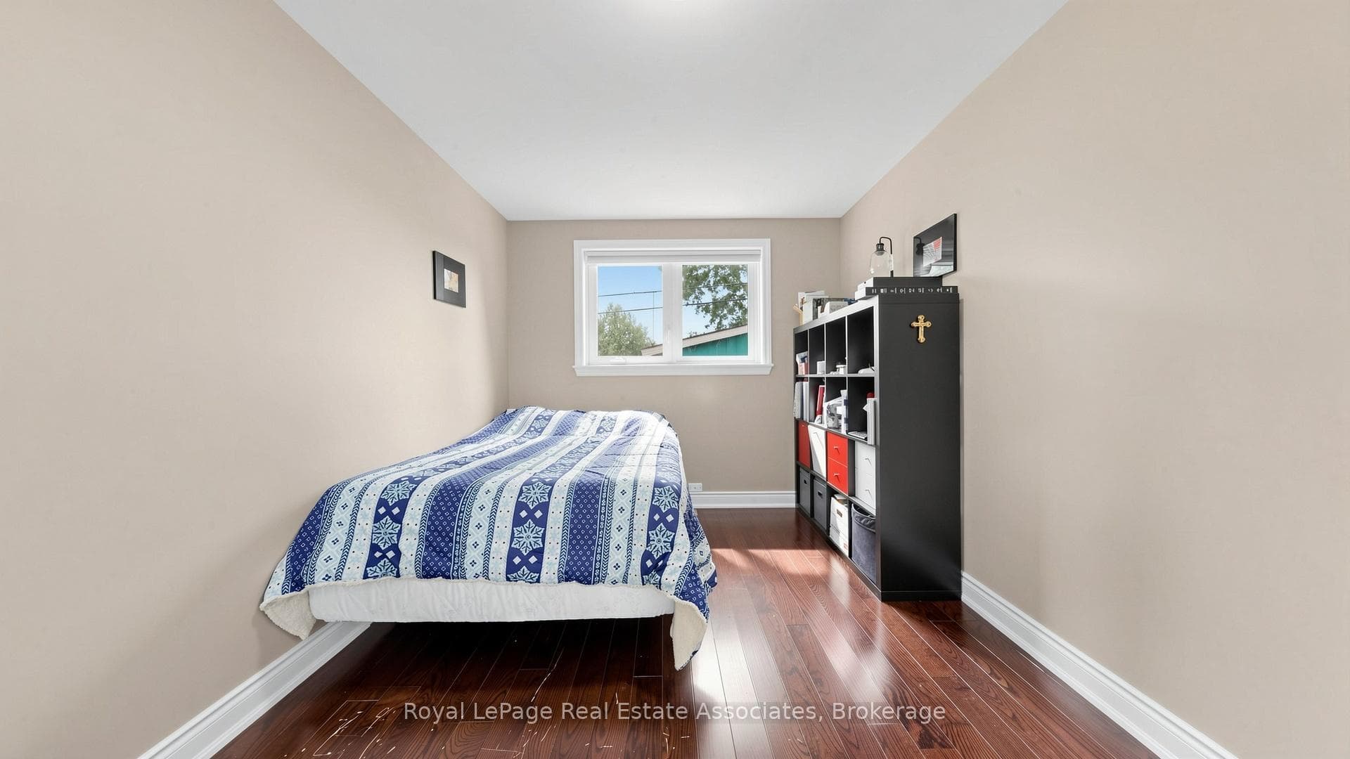 71 Addington Crescent photo 15