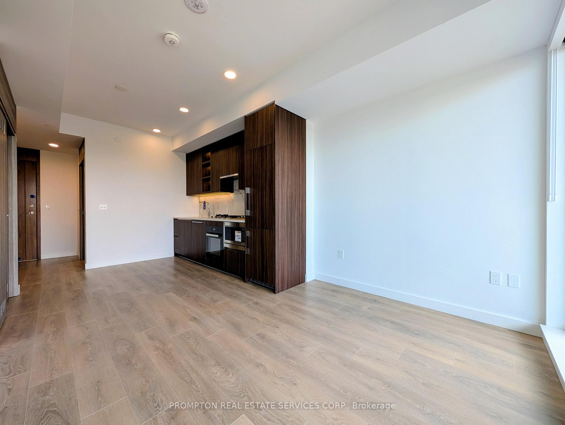 75 Billes Heights Unit 1503 photo 8
