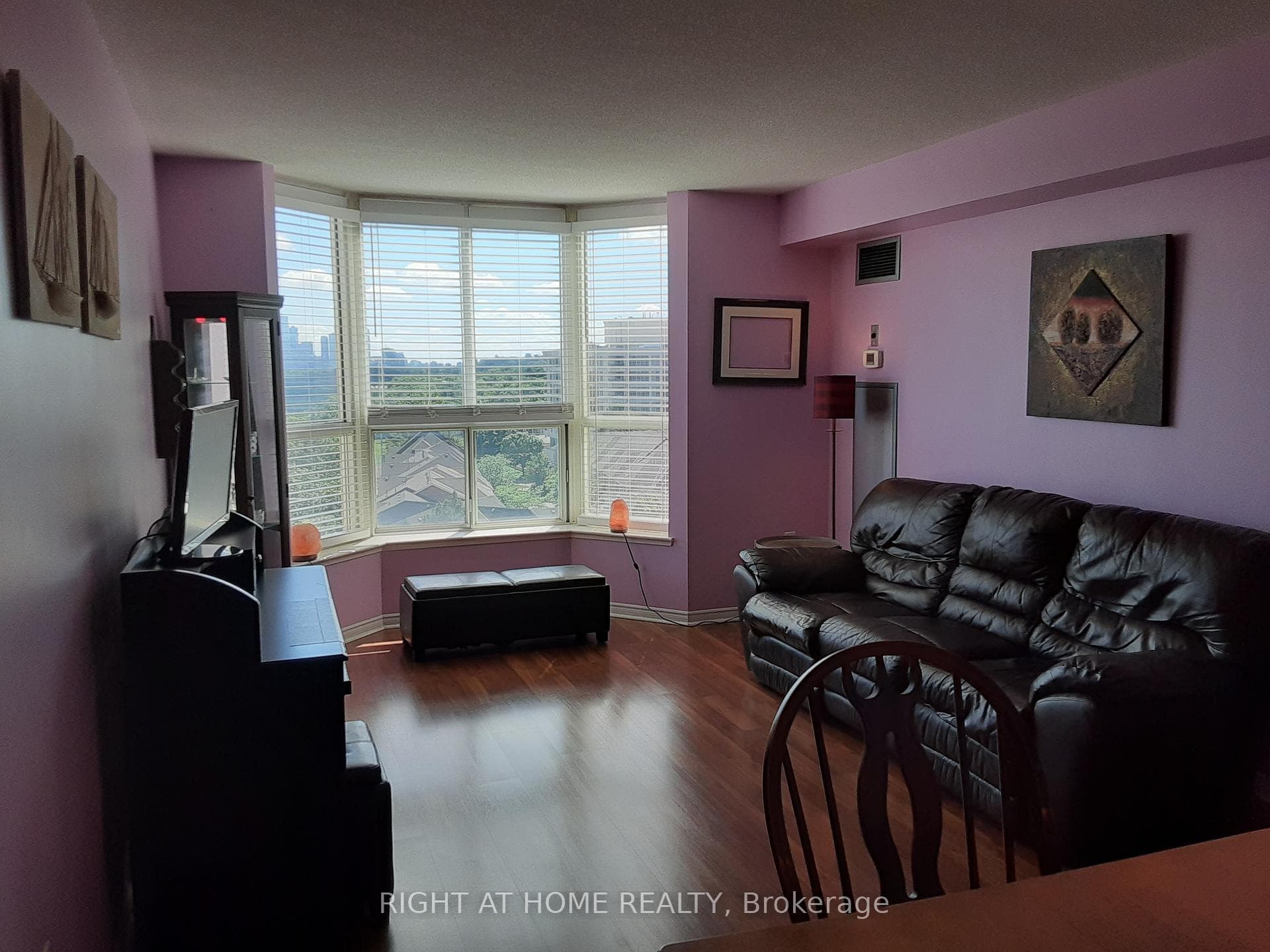 11 Thorncliffe Pk Drive N/A Unit 914 photo 14