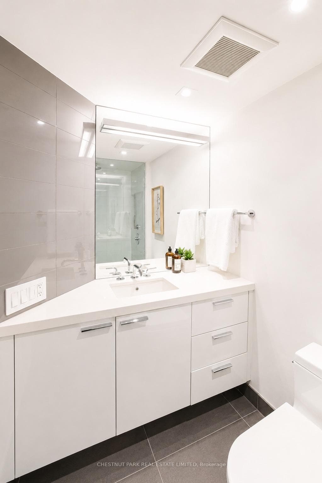 1177 Yonge Street Unit PH 702 photo 35