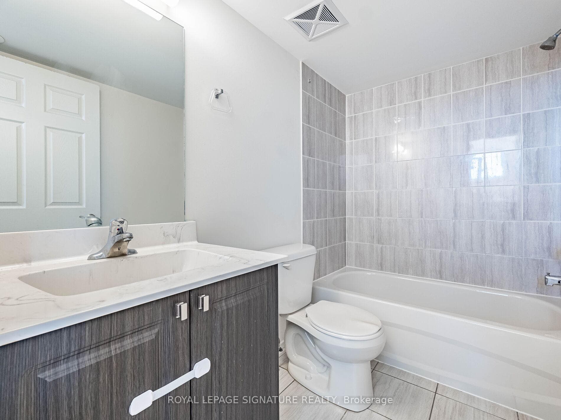 500 Kingbird Grove Unit 350 photo 23