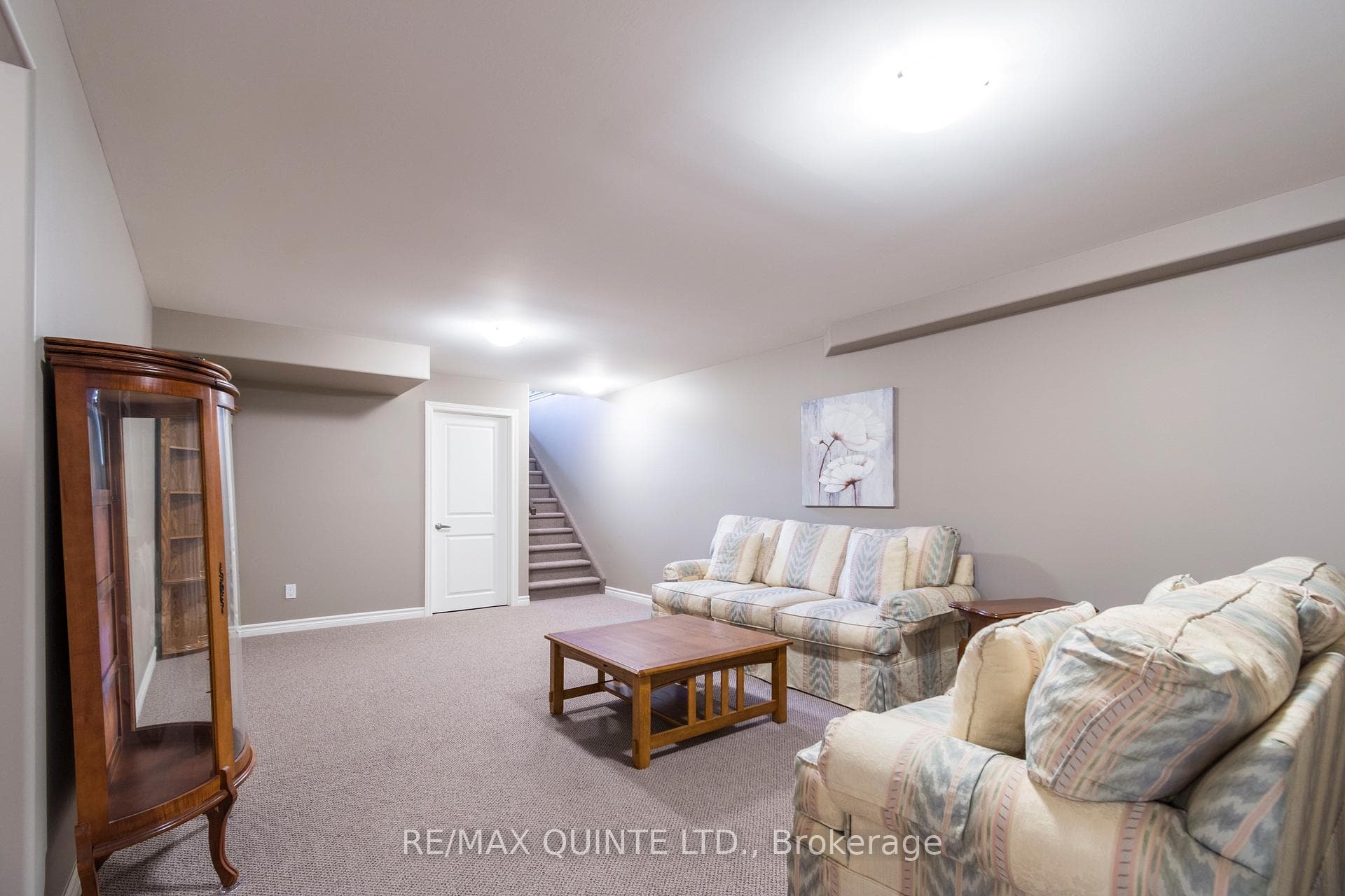 35 Glenview Crescent photo 22