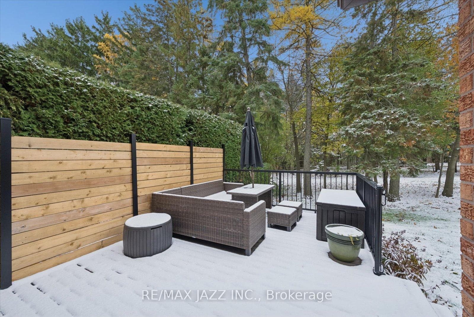 17 Kingswood Drive photo 43