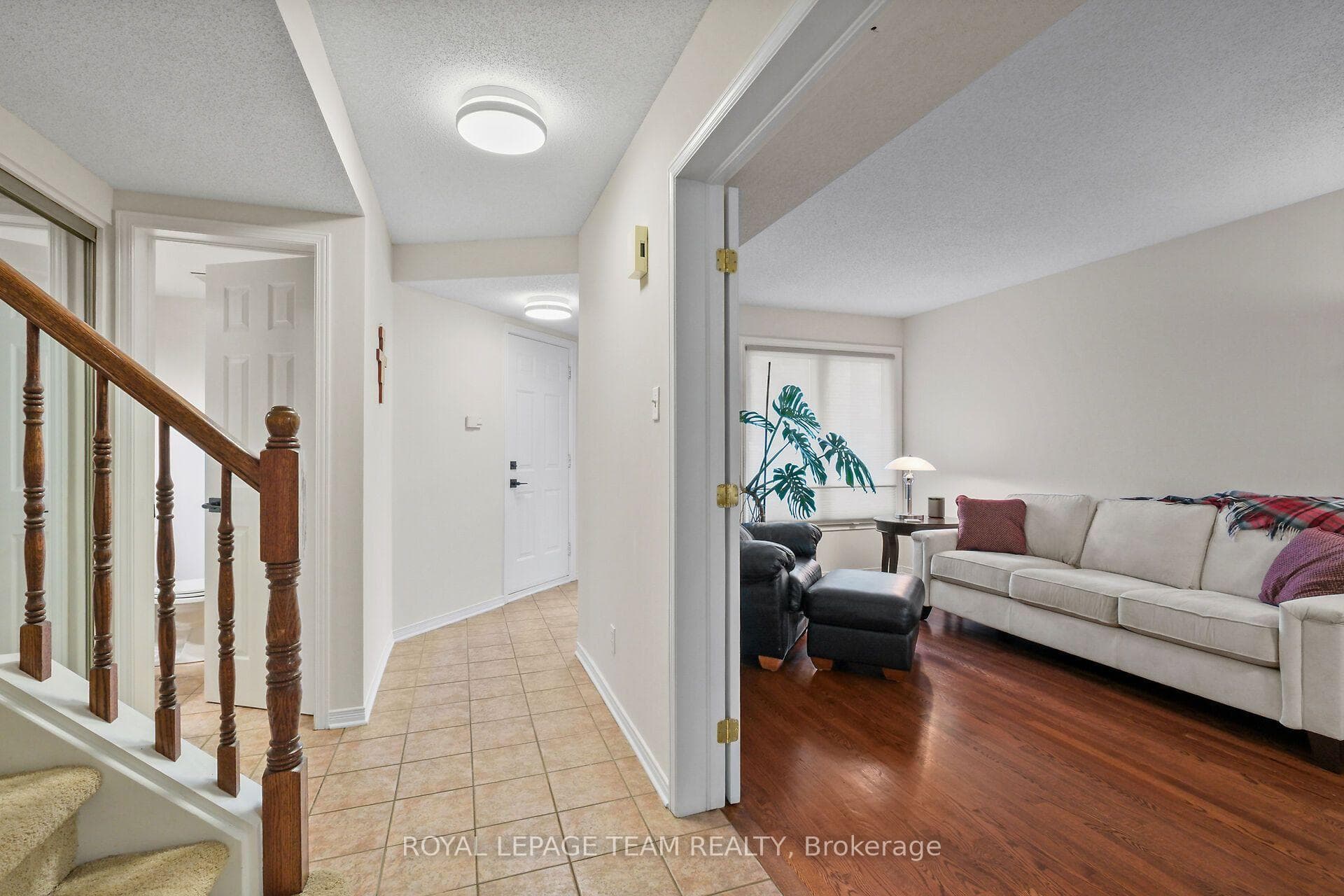 Foyer leads to Living Rm/Dining Rm.