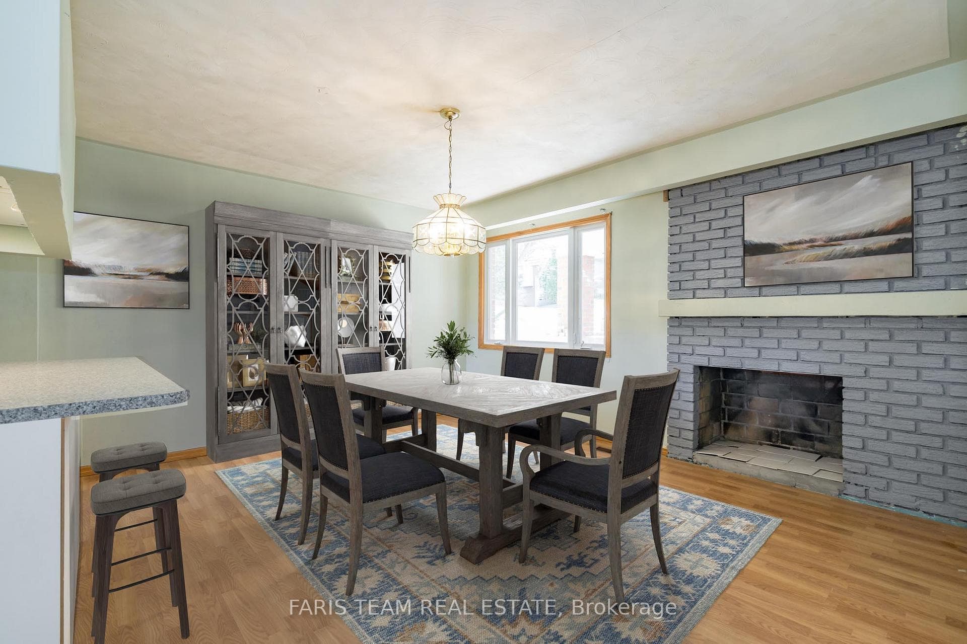 794 Ontario Street photo 6