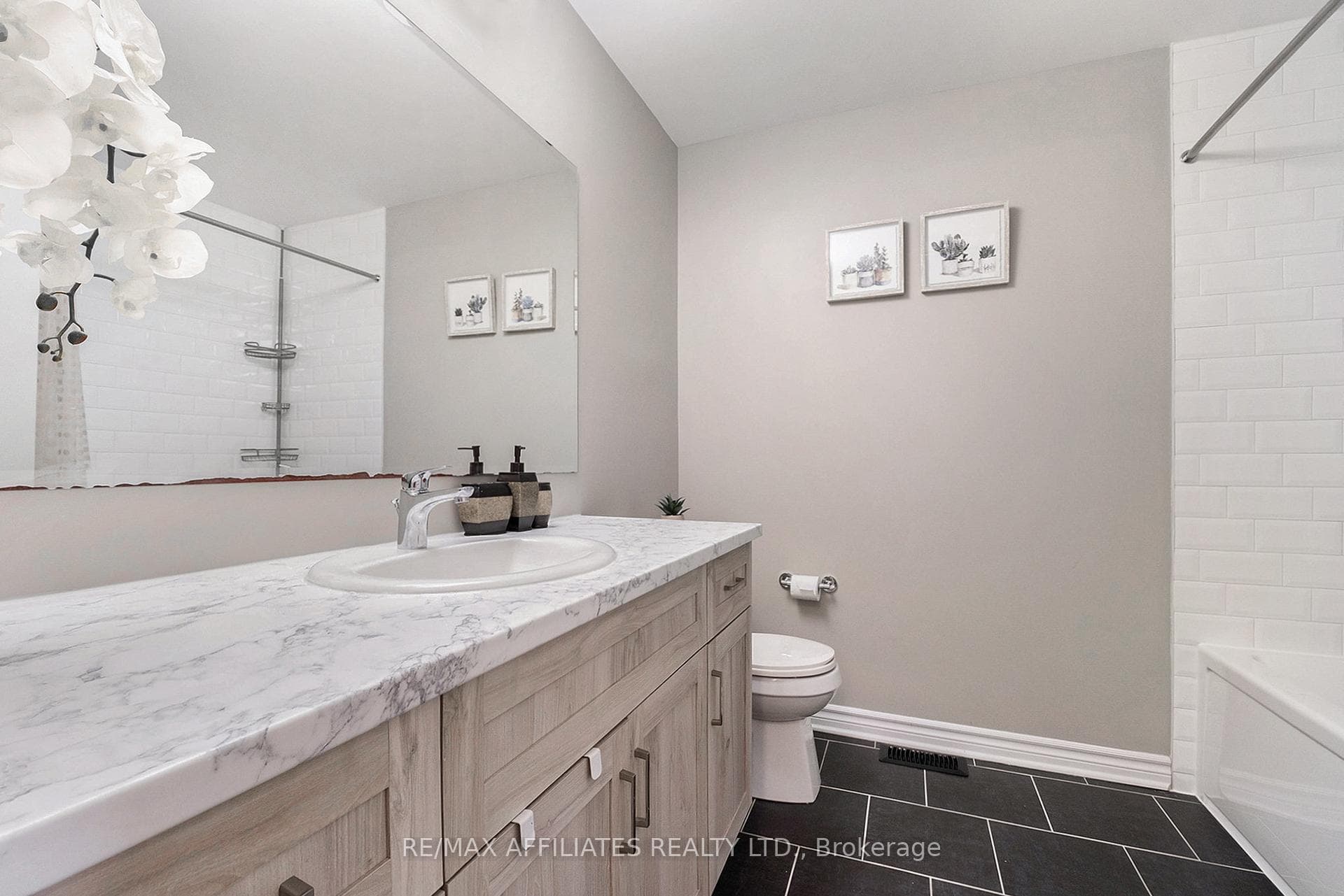 711 CAP DIAMANT Way photo 22