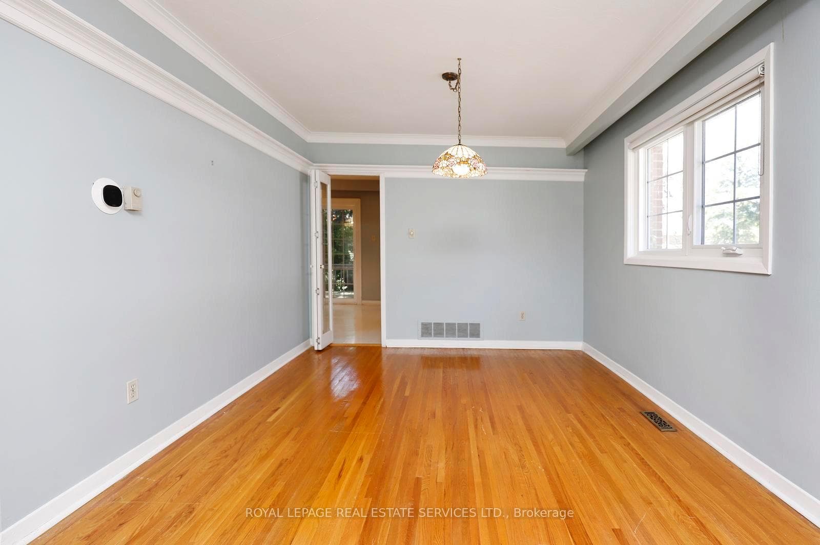1492 Hillgrove Road photo 10
