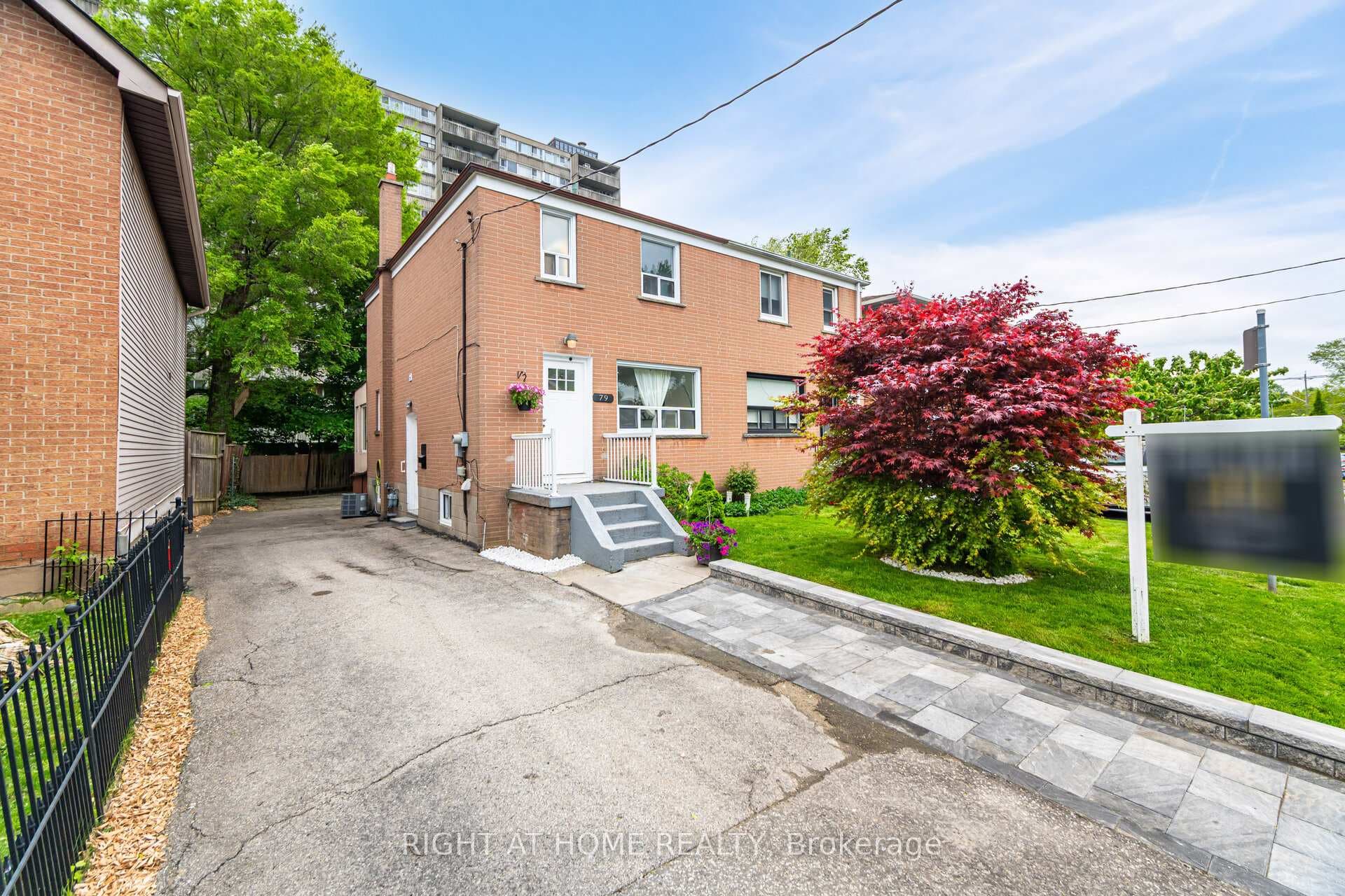 79 Chapman Avenue photo 1