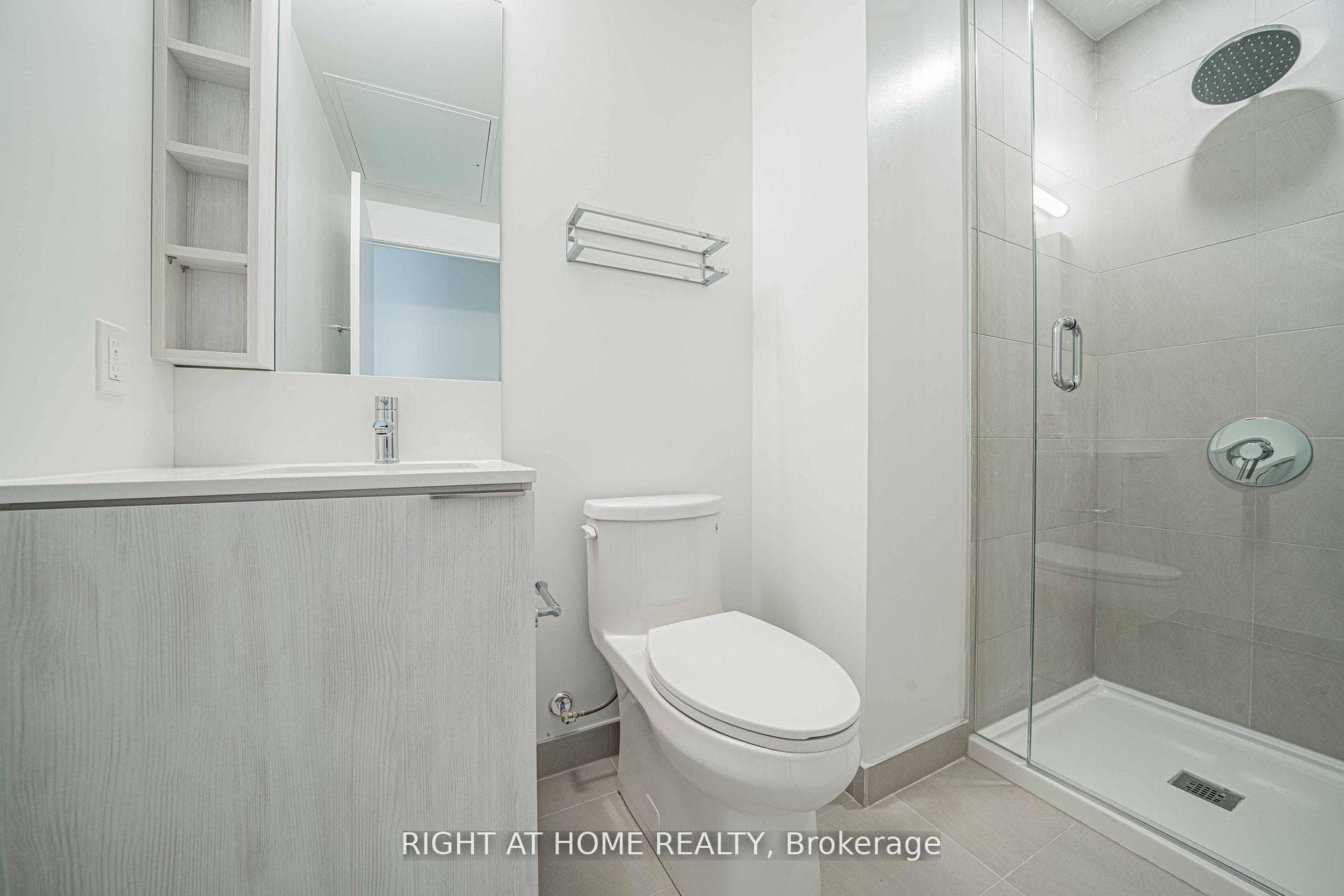 1000 Portage Parkway Unit PH01 photo 16