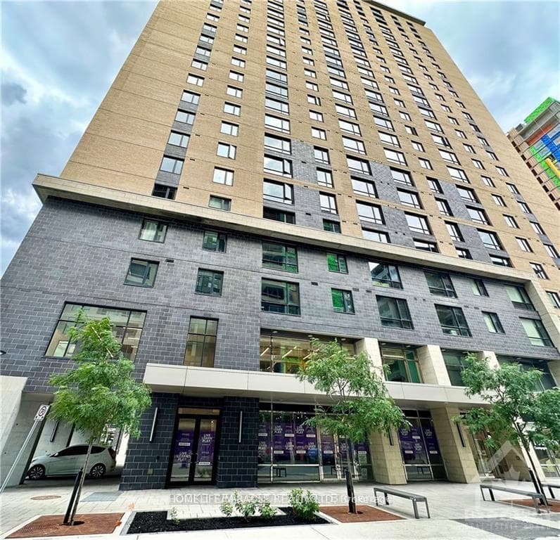 105 Champagne Avenue Unit 1610 photo 1