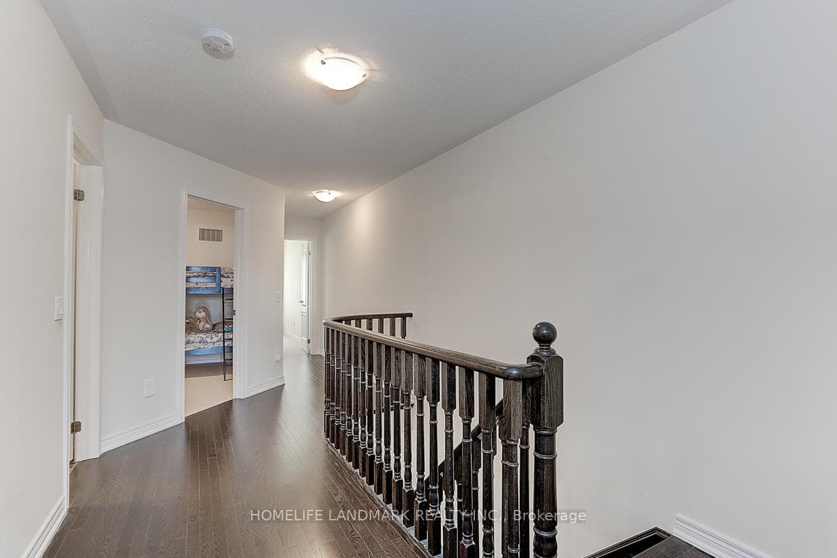 209 Inspire Boulevard photo 27