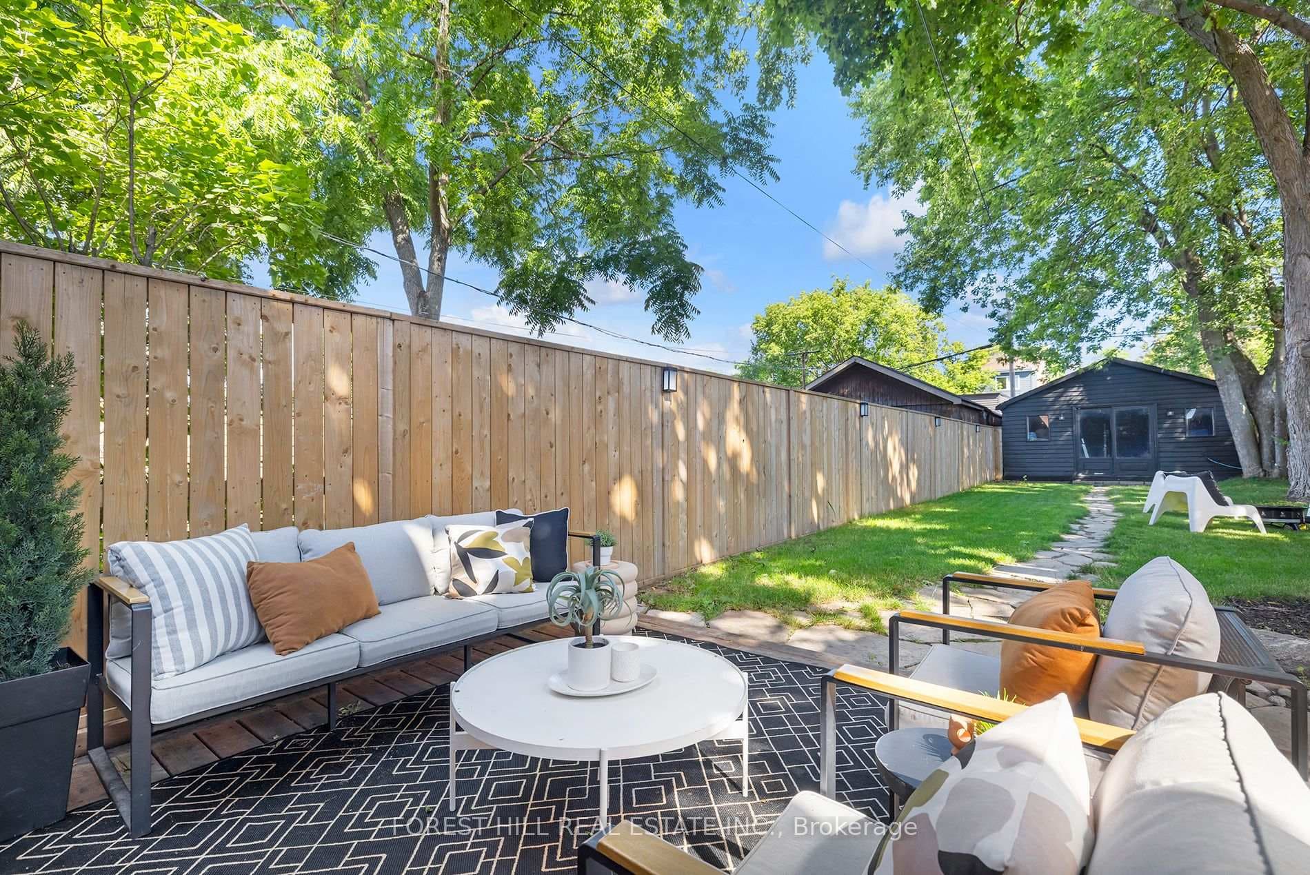 10 Conway Avenue photo 38