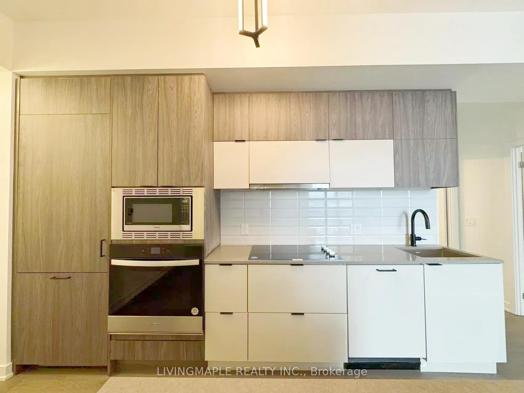 8888 Younge Street Unit 626 photo 2